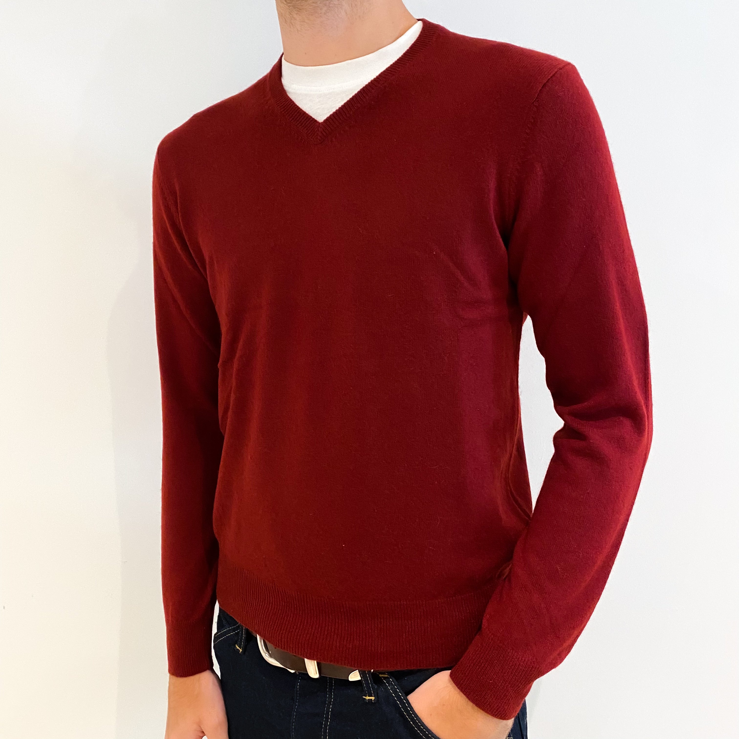 Men's Burgundy Red Cashmere V-Neck Jumper Medium