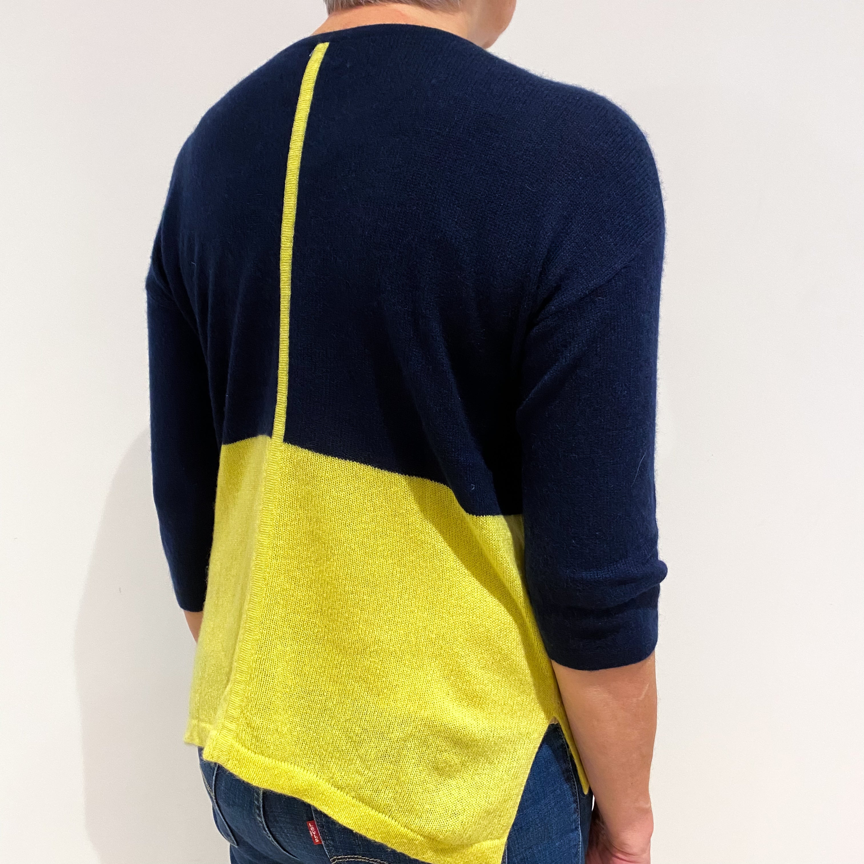 Navy and Chartreuse Cashmere Crew Neck Jumper Medium