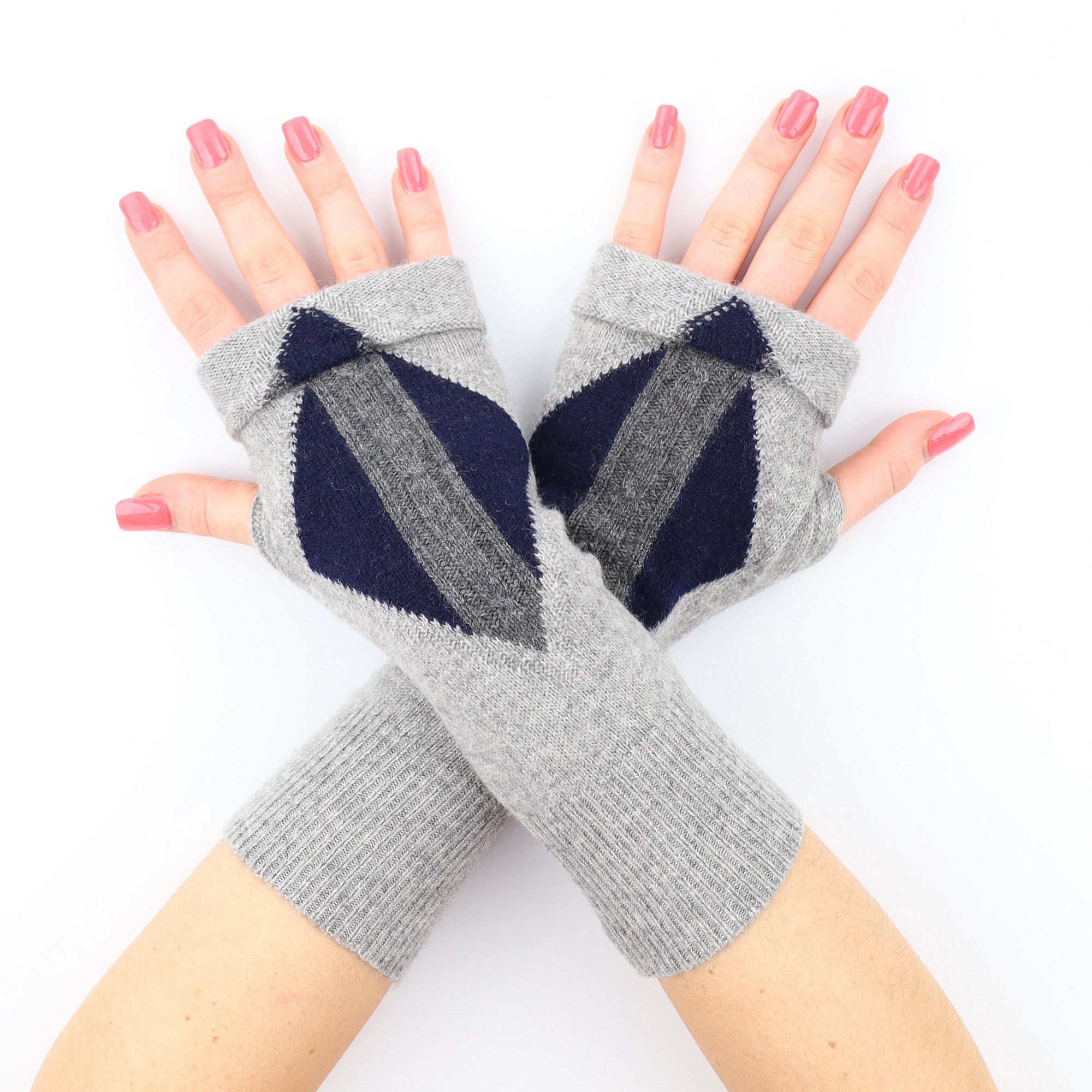 Two Tone Grey and Navy Diamond Fingerless Gloves
