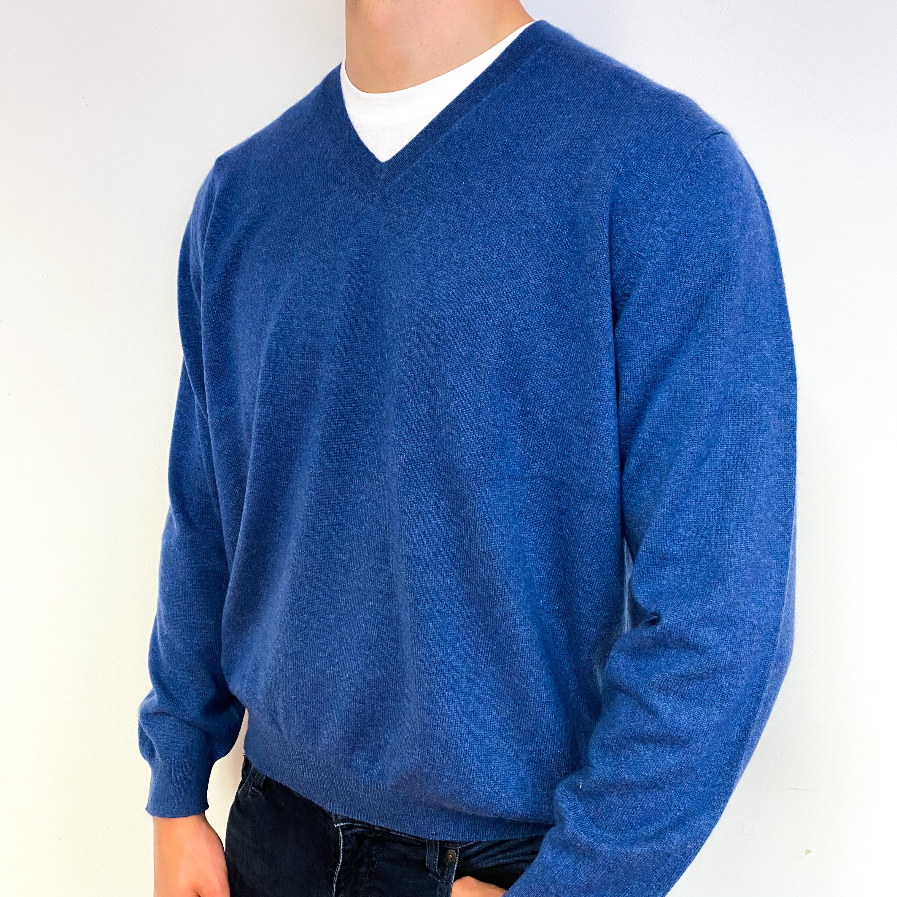 Men's Naval Blue Cashmere V-Neck Jumper Extra Large