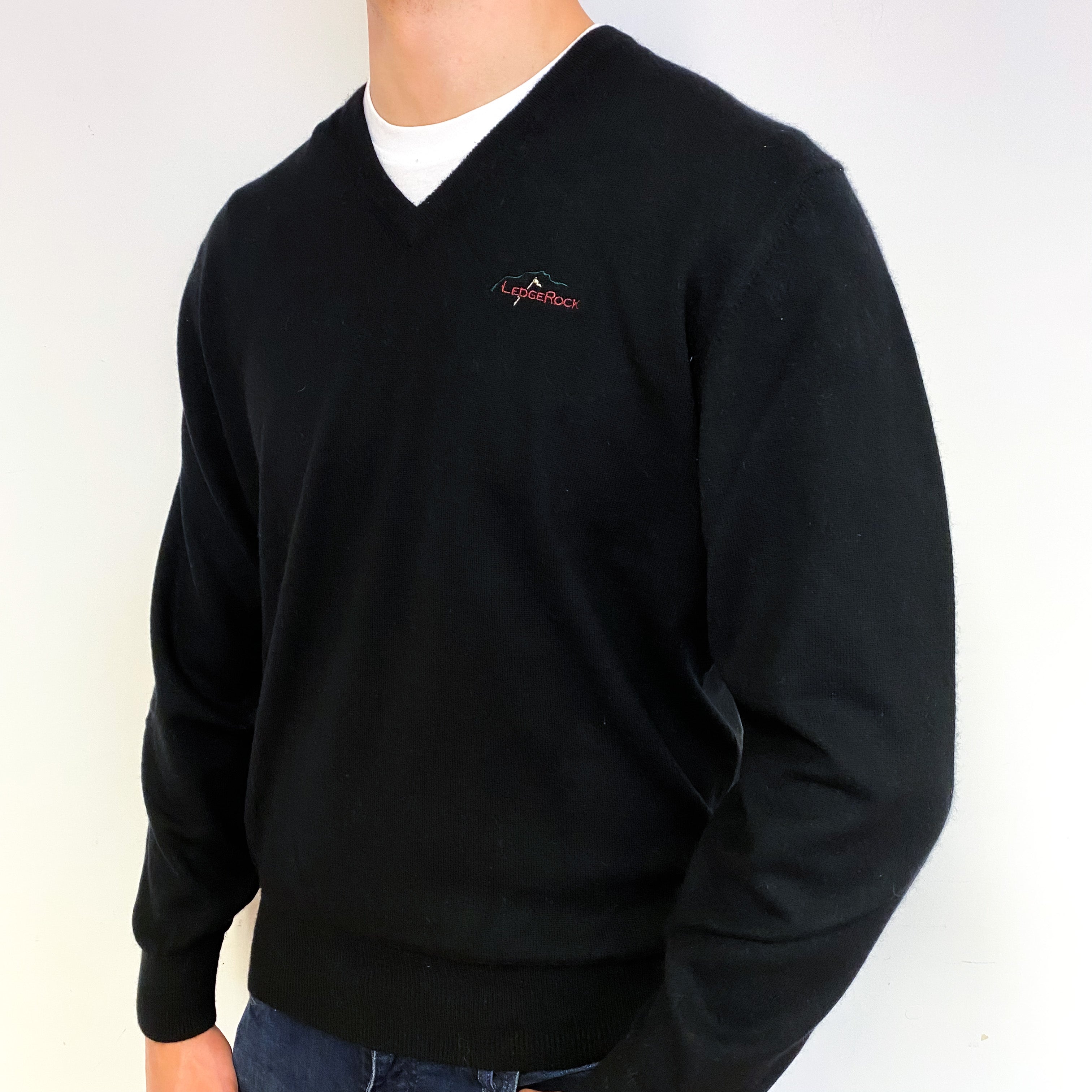 Men's Black Logo Cashmere V-Neck Jumper Extra Large