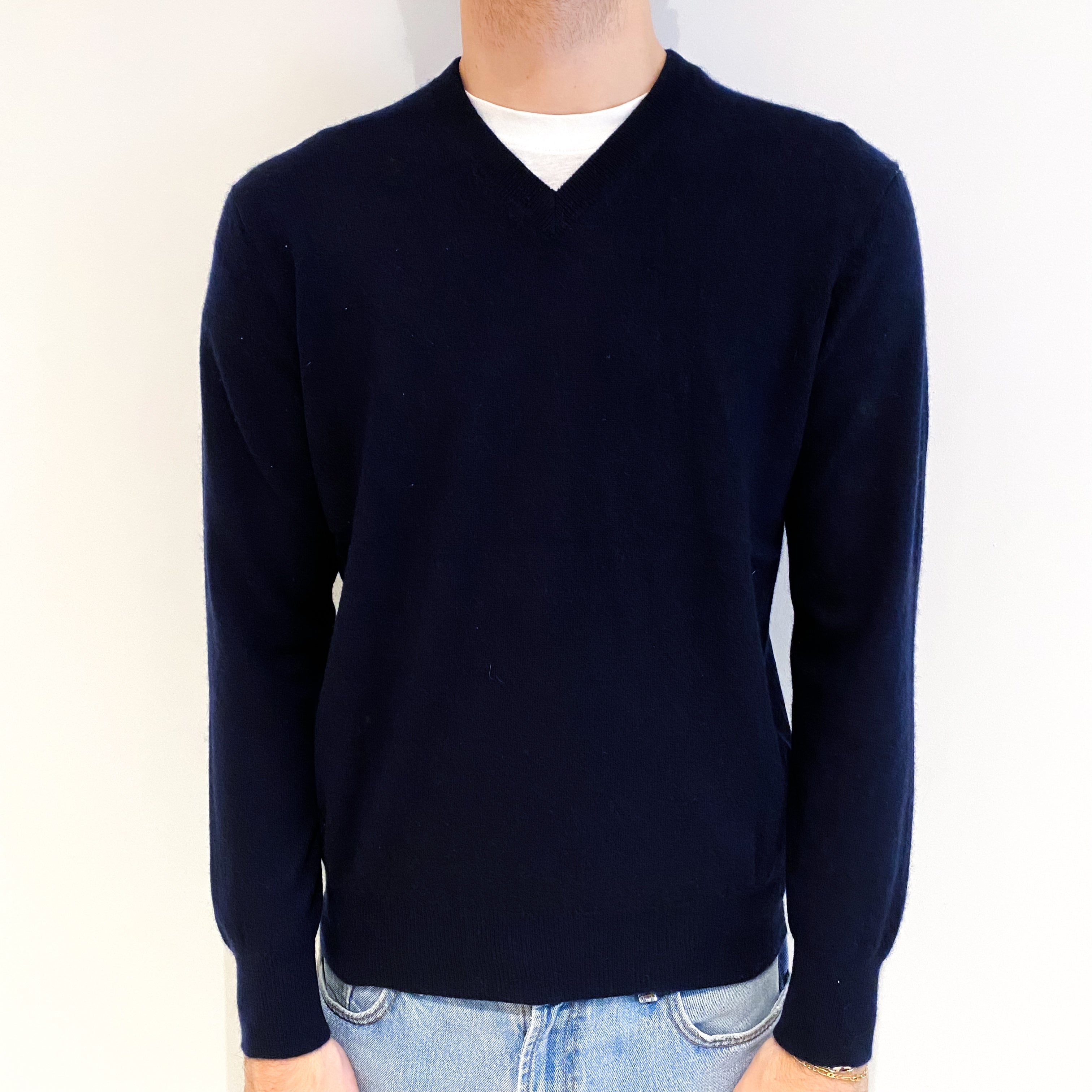 Men's Navy Blue Cashmere V Neck Jumper Medium