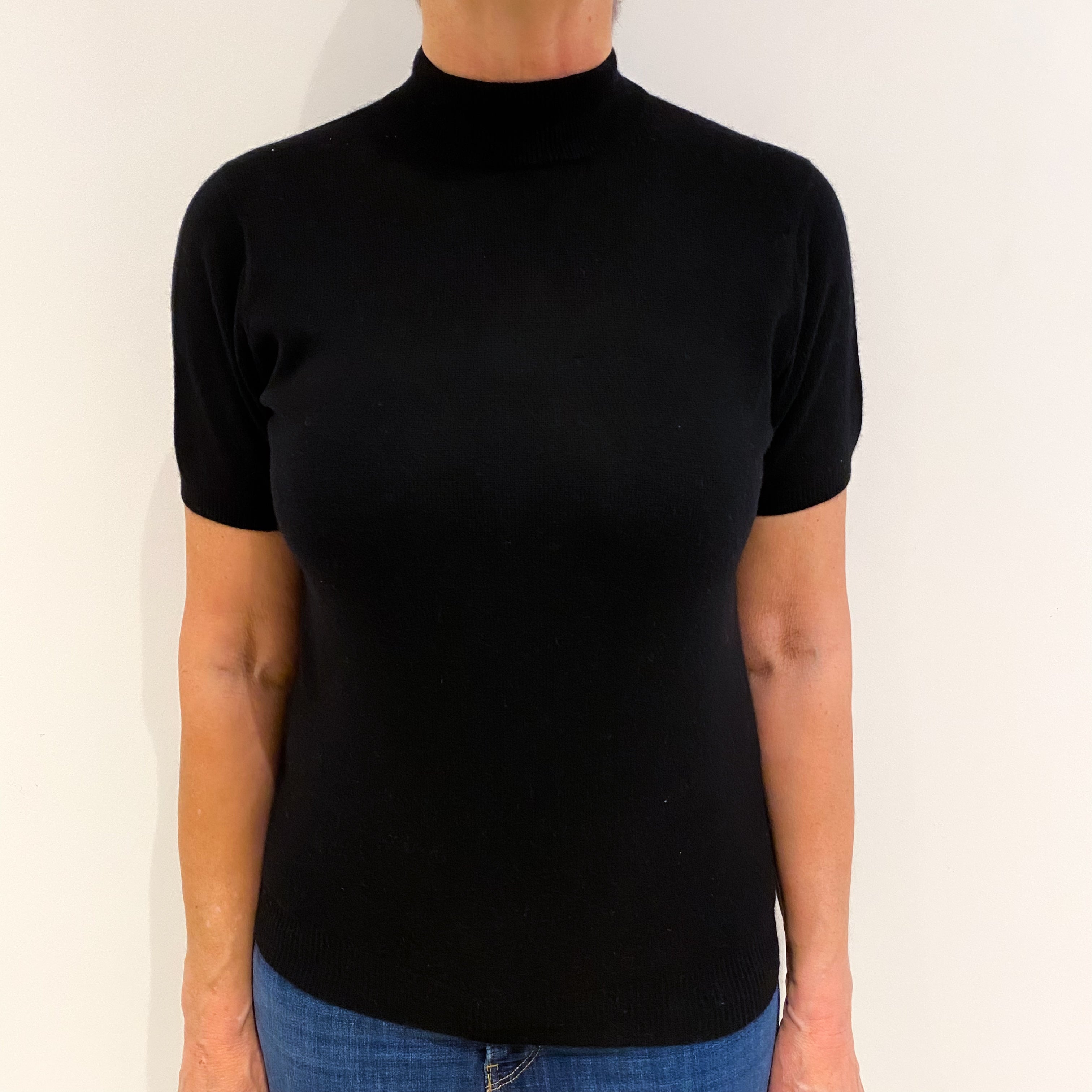 Black Cashmere Turtle Neck Short Sleeved Jumper Medium