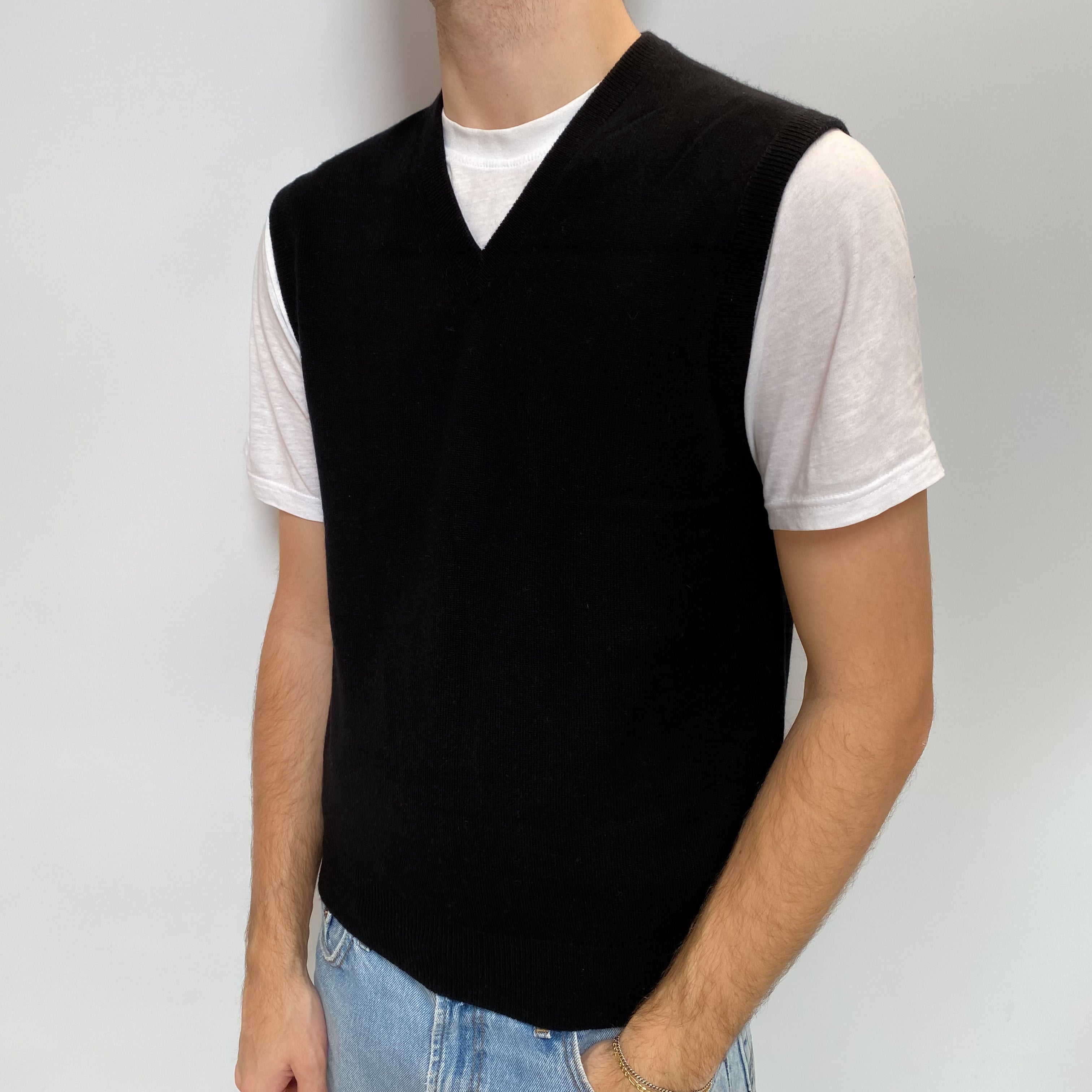 Men's Black Cashmere V Neck Tank Top Large
