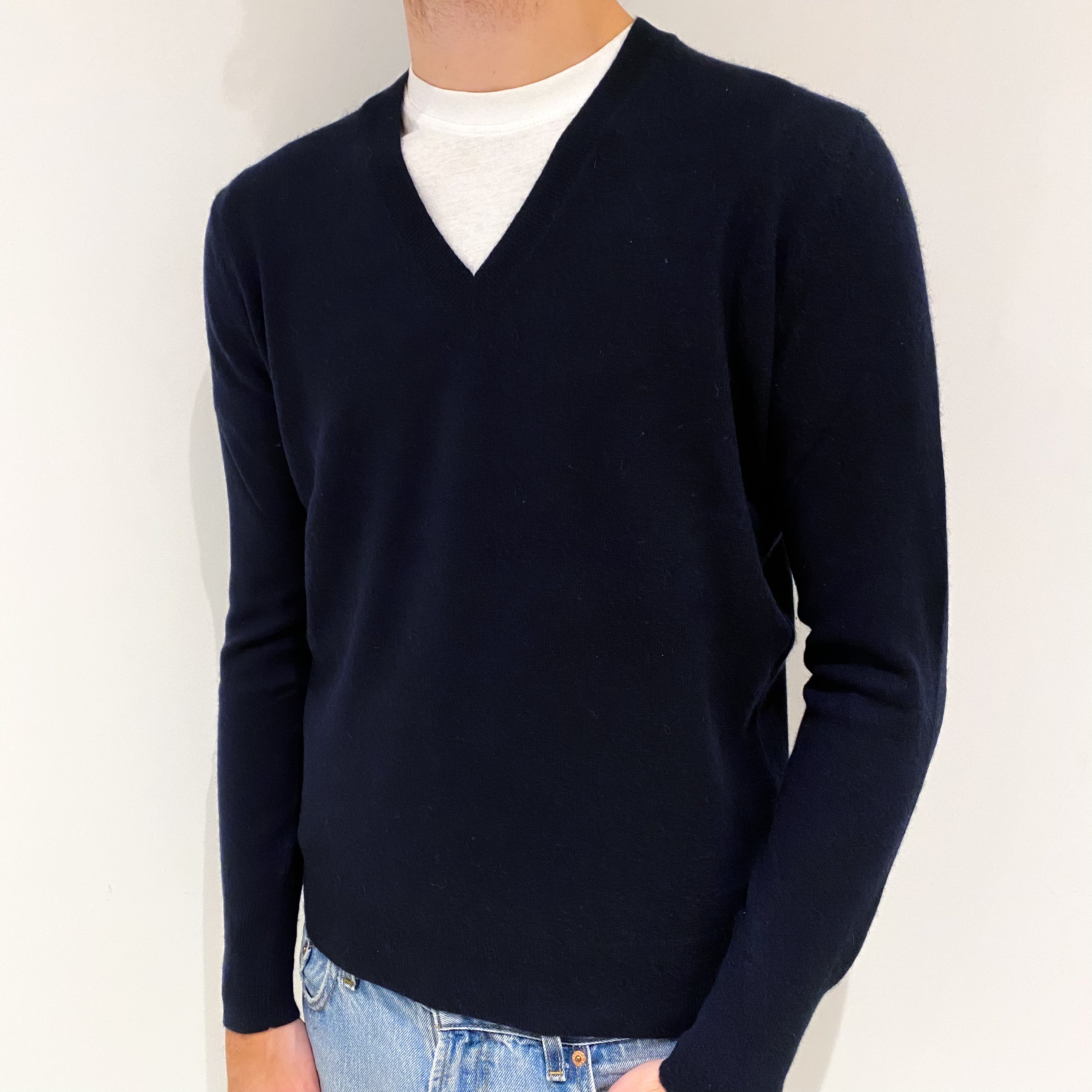 Men's Navy Blue Cashmere V-Neck Jumper Large