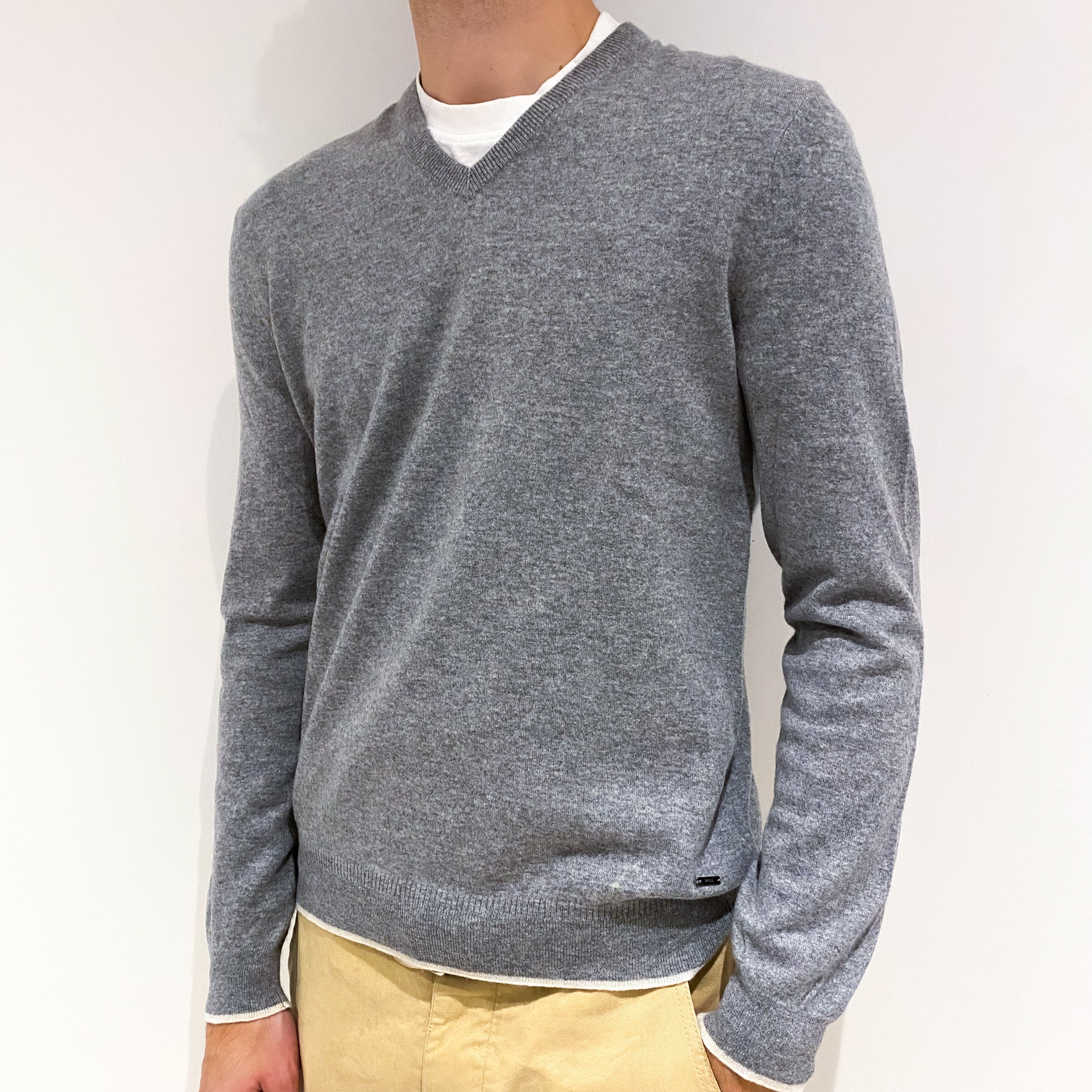 Men's Ash Grey Cream Trim Cashmere V-Neck Jumper Large