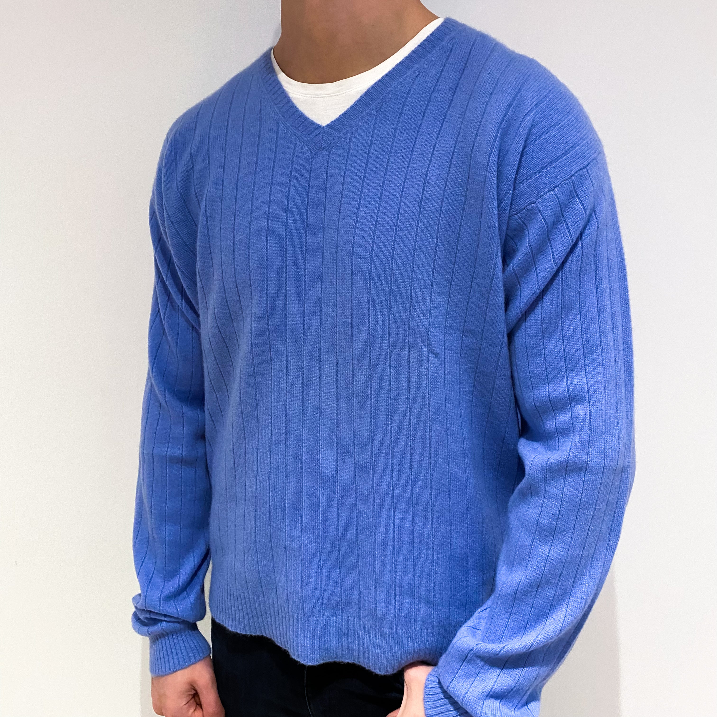 Men's Cornflower Blue Cashmere V Neck Ribbed Jumper XL