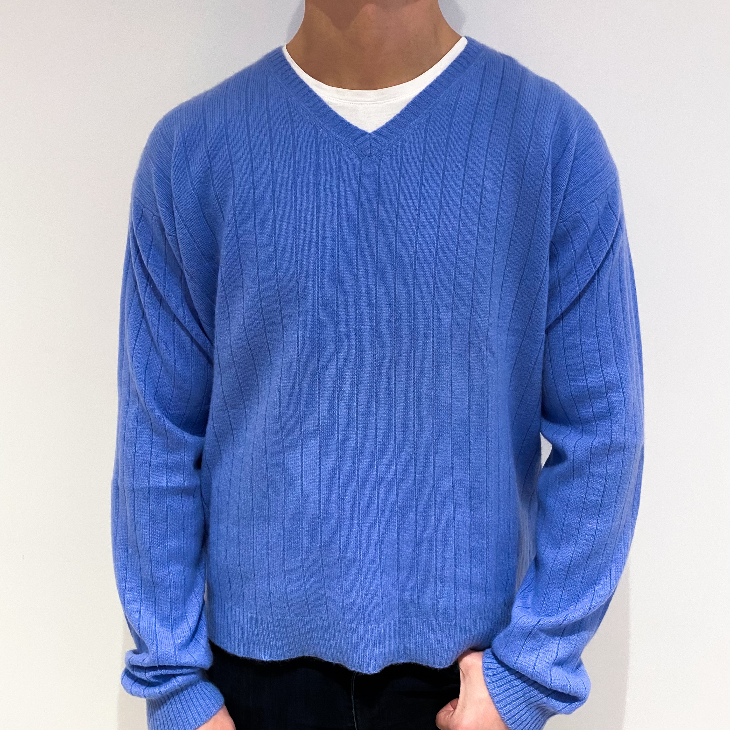 Men's Cornflower Blue Cashmere V Neck Ribbed Jumper XL