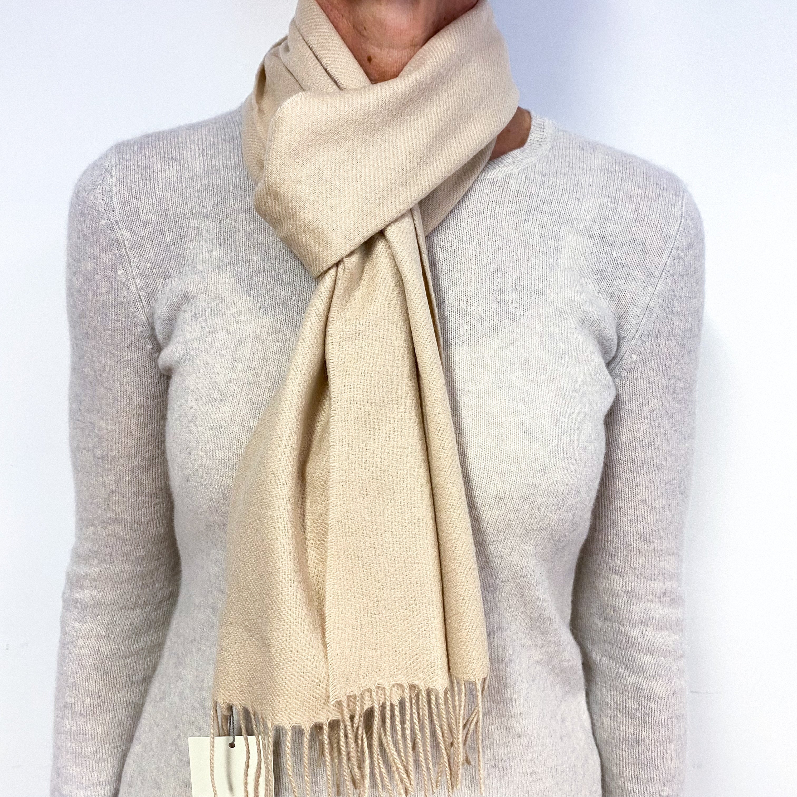 Brand New Scottish Woven Cashmere Scarf Warm Cream