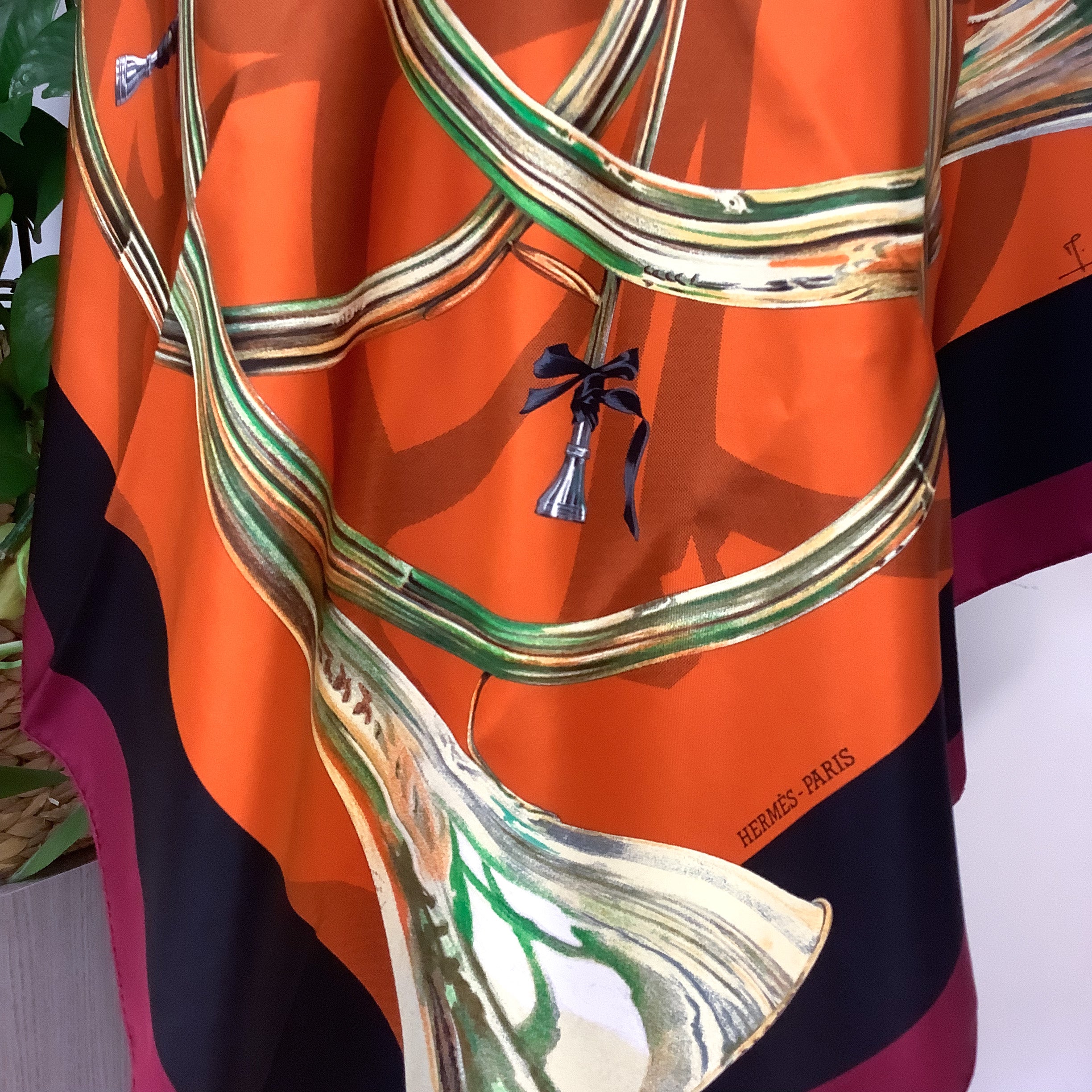 Boxed Hermes Henri de Linare French Horn Designer Silk Scarf