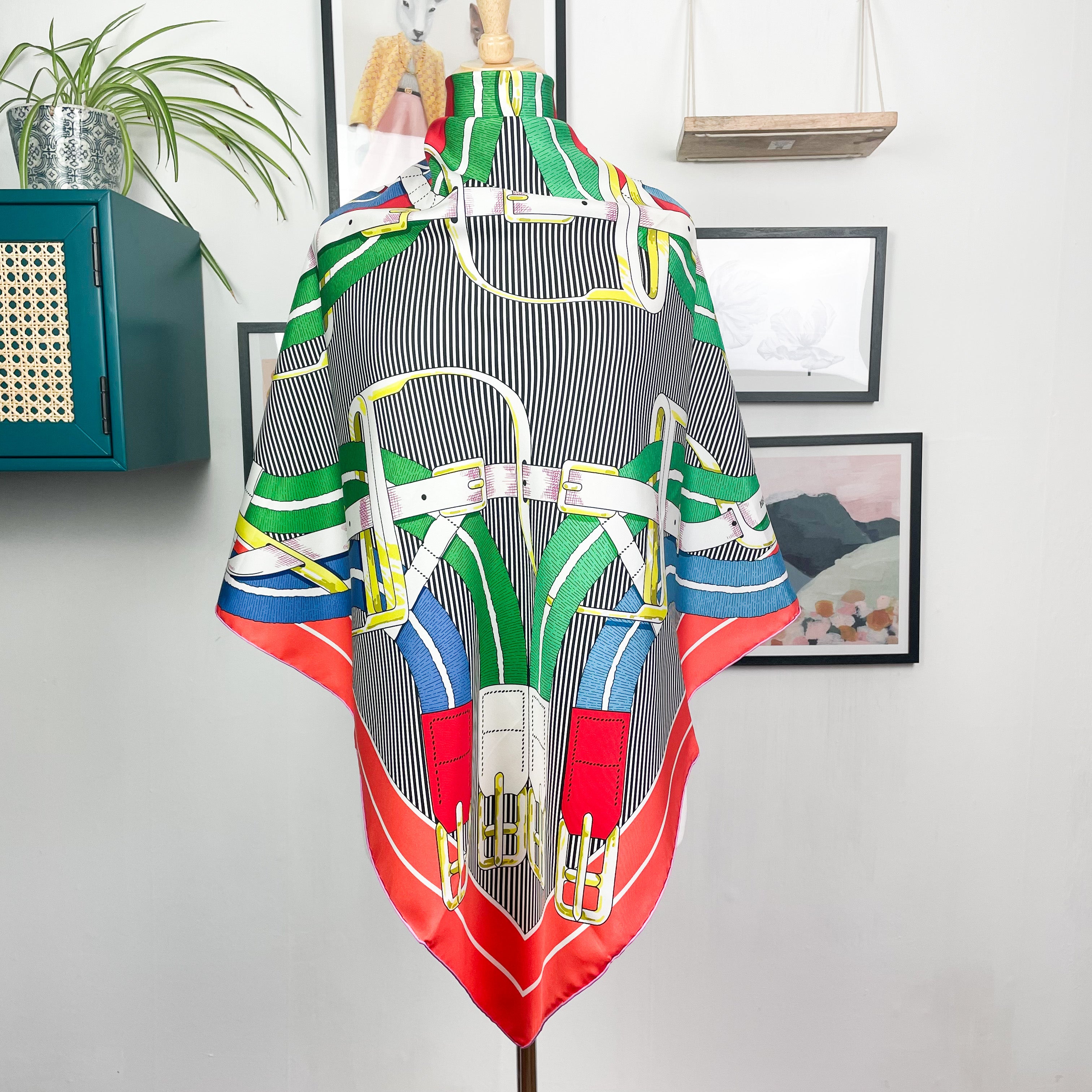Brand New Boxed Hermes Mors a Jouets Designer Silk Scarf