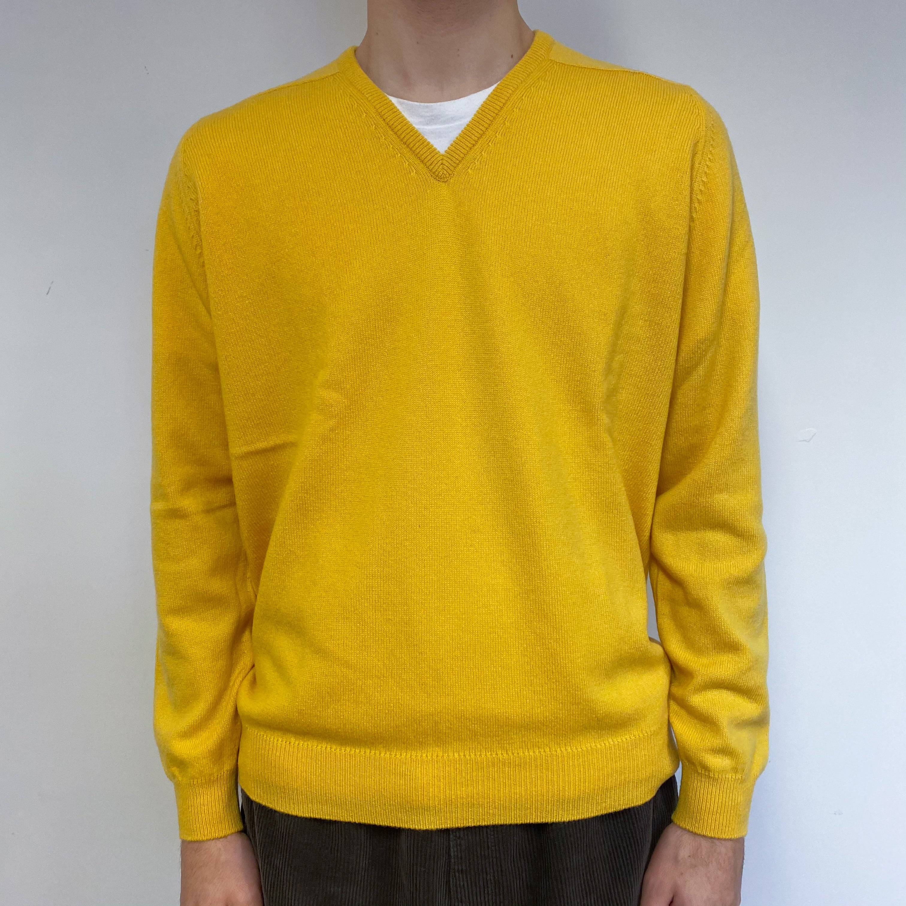 Men’s Brand New Scottish Sunset Yellow V Neck Jumper