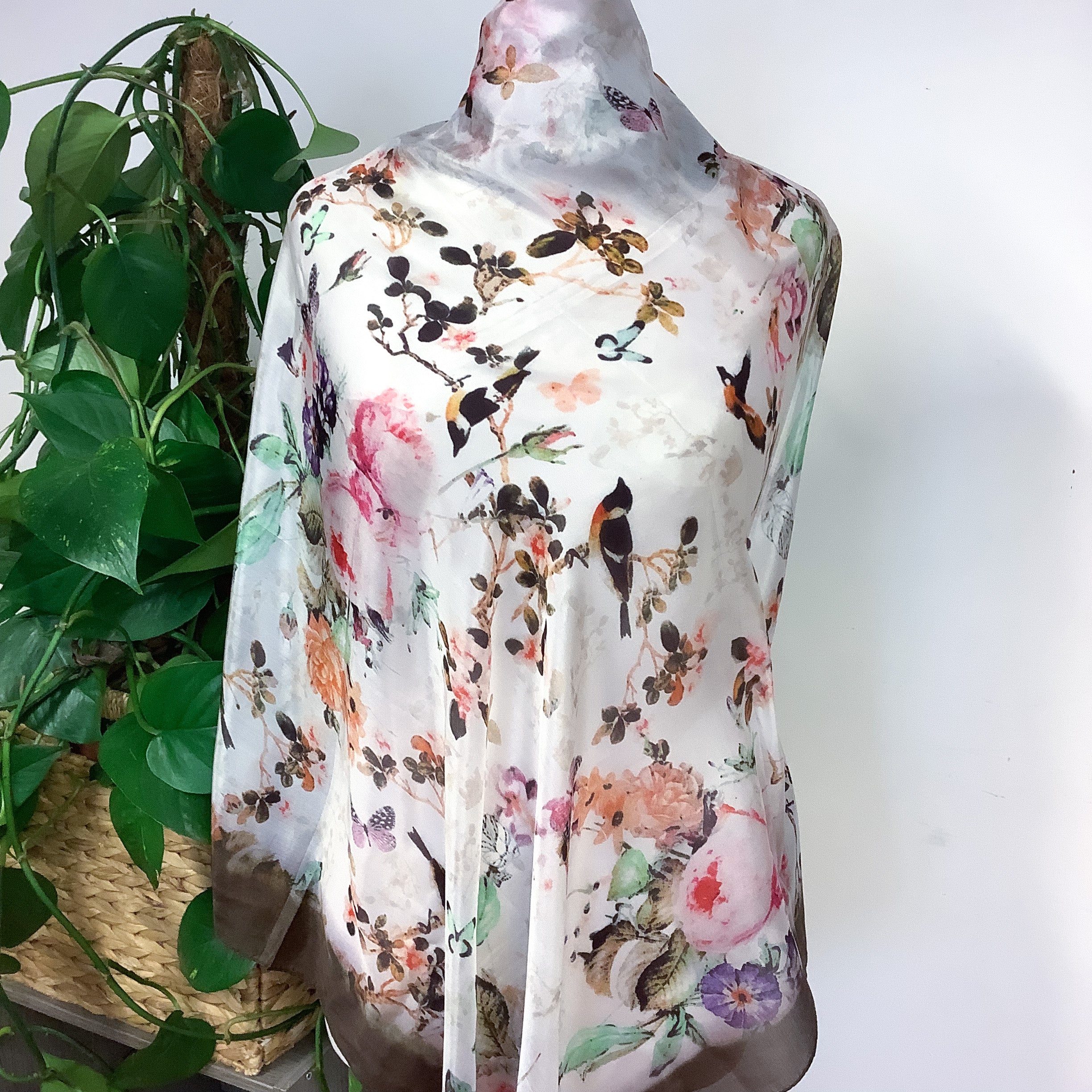 Extra Large Codello Lightweight Abstract Silk Scarf