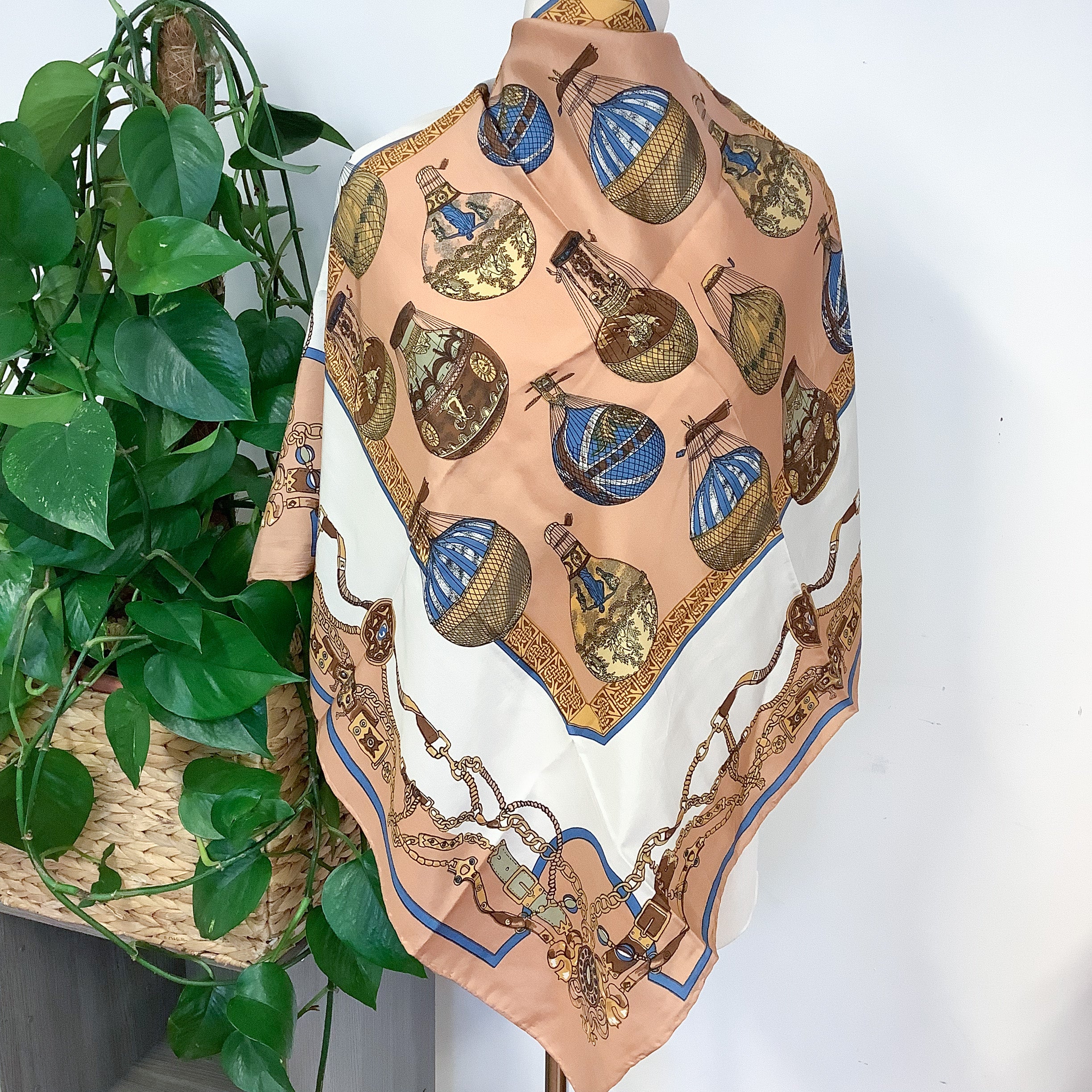 Hot Air Balloons Lighweight Vintage Silk Scarf