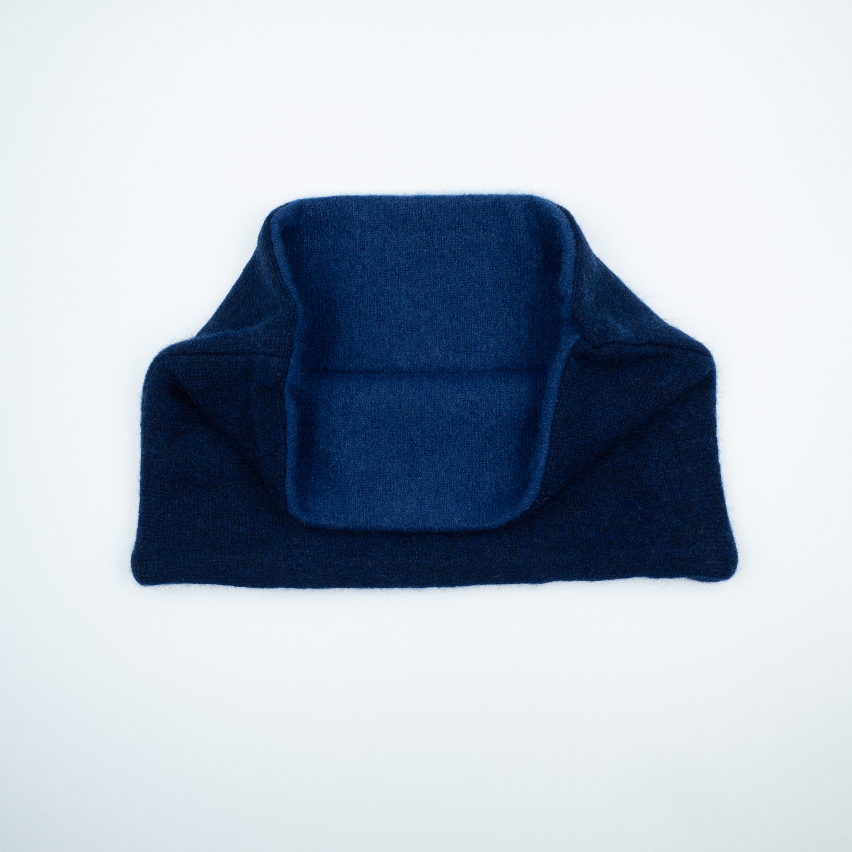 Men’s Two Tone Navy Blue Neck Warmer NEARLY NEW CASHMERE CO.