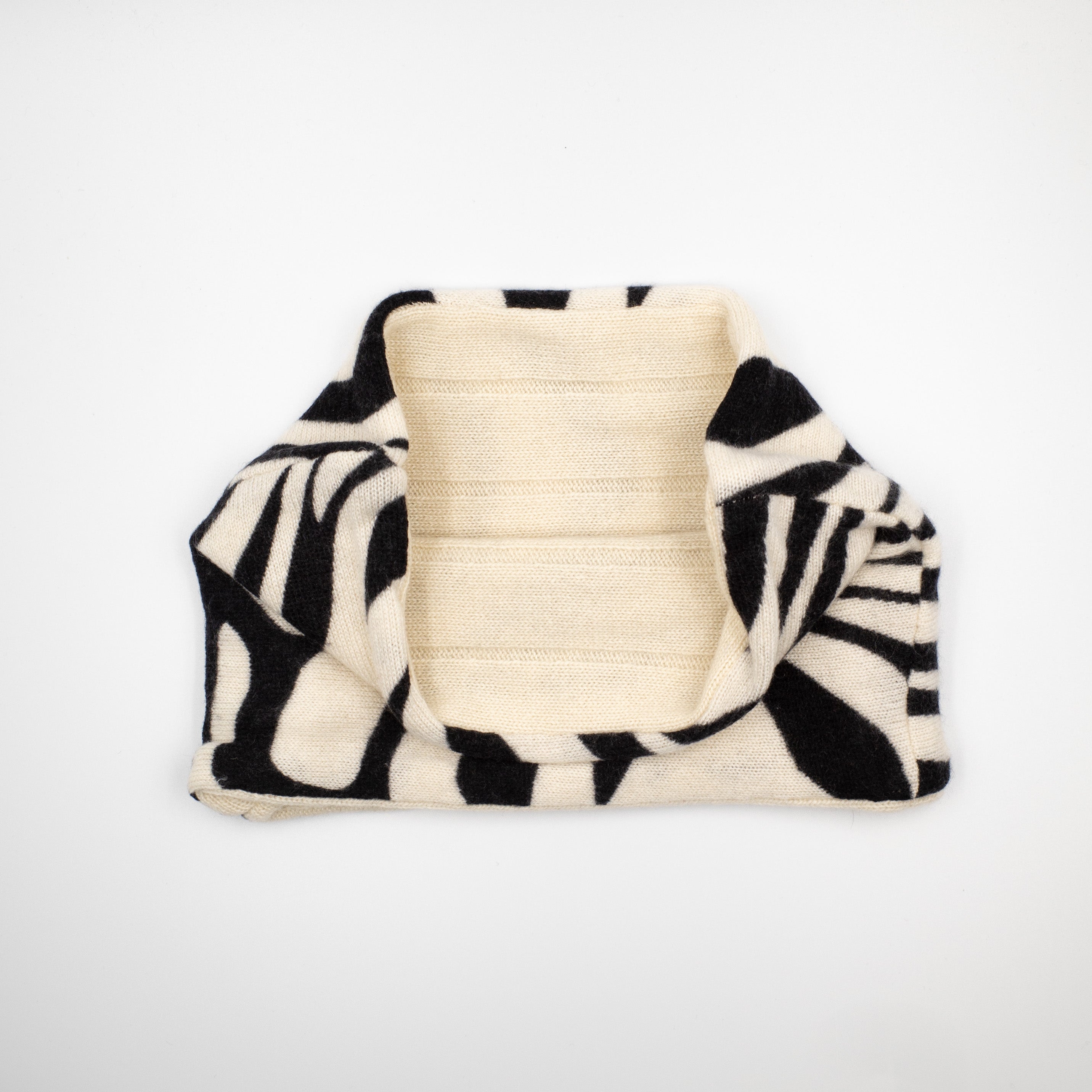 Ribbed Cream and Zebra Stripe Neck Warmer