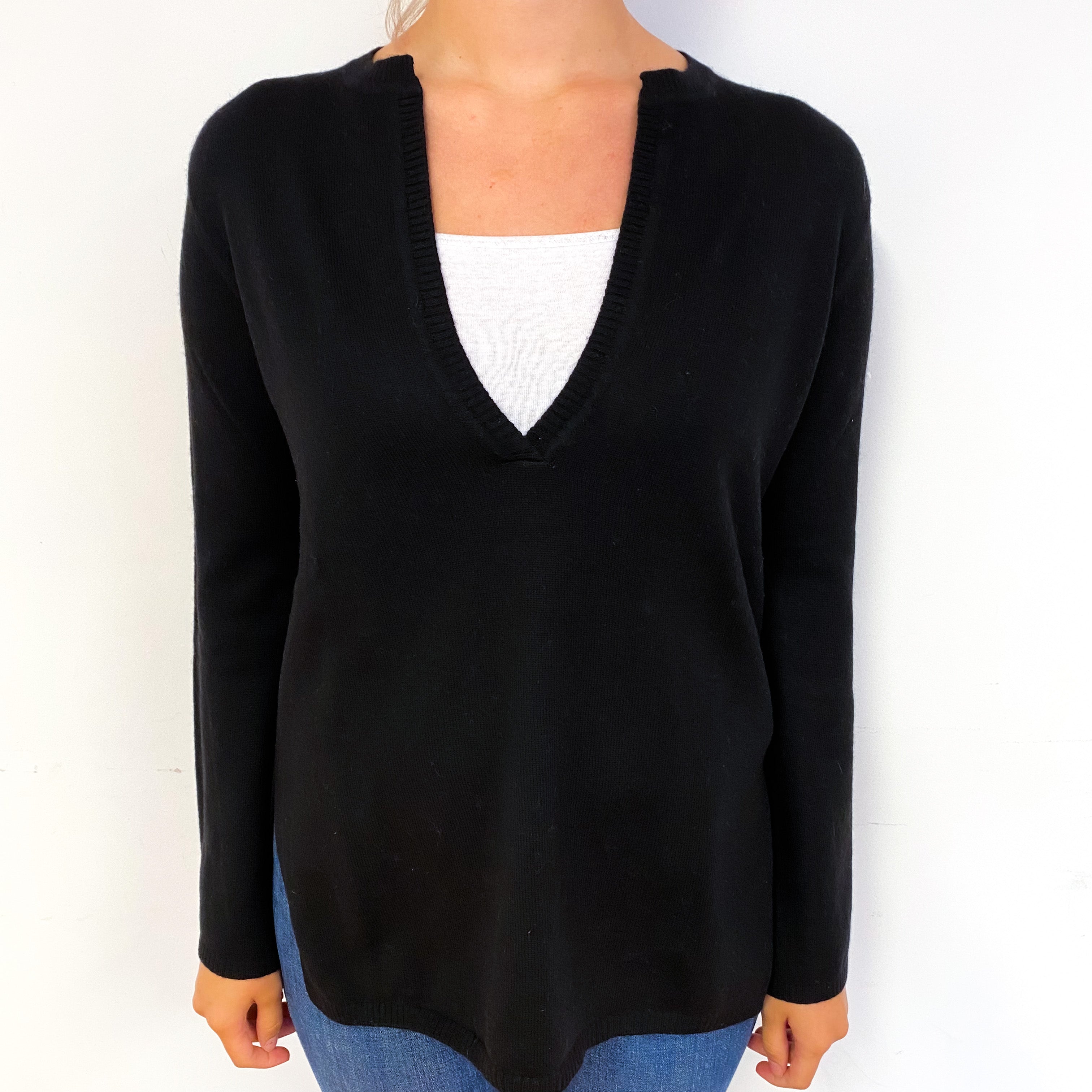 Gucci Black Cashmere Low V-Neck Jumper Small