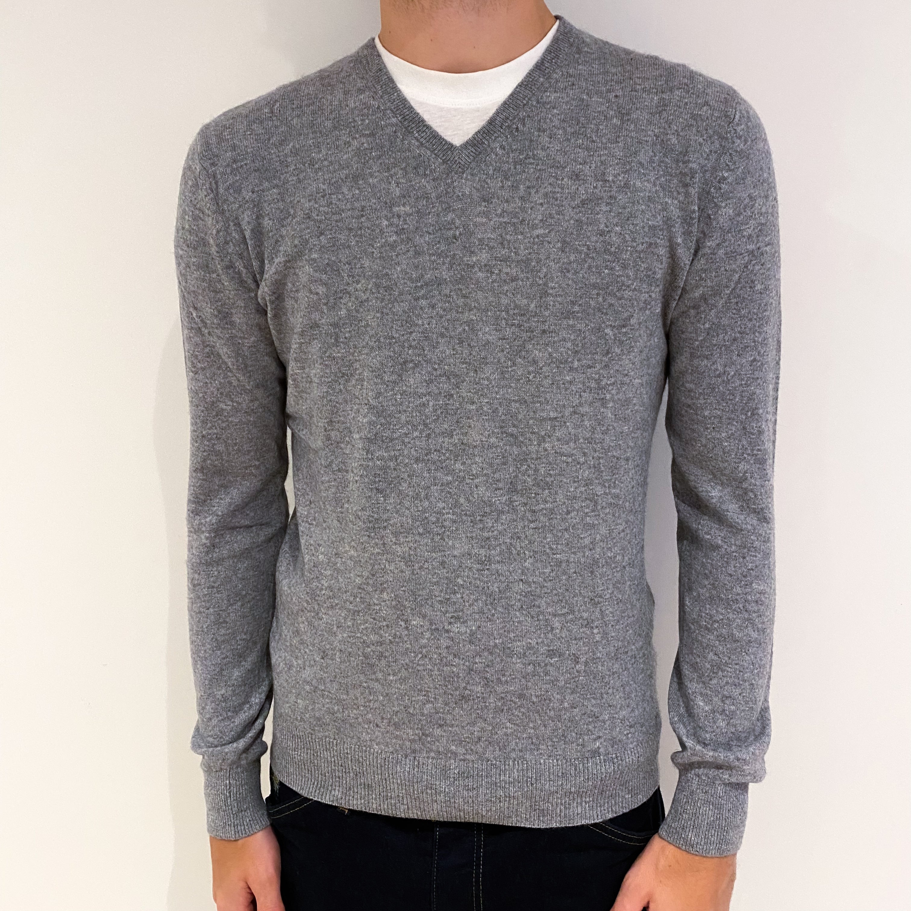 Men's Steel Grey Cashmere V-Neck Jumper Medium