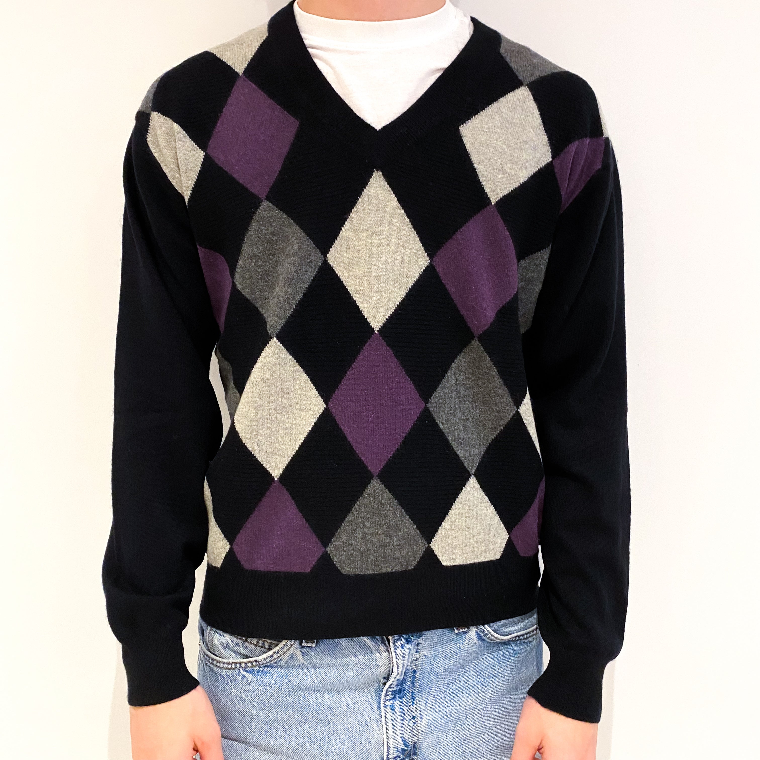 Men's Black Diamond Patterned Cashmere V-Neck Jumper Large