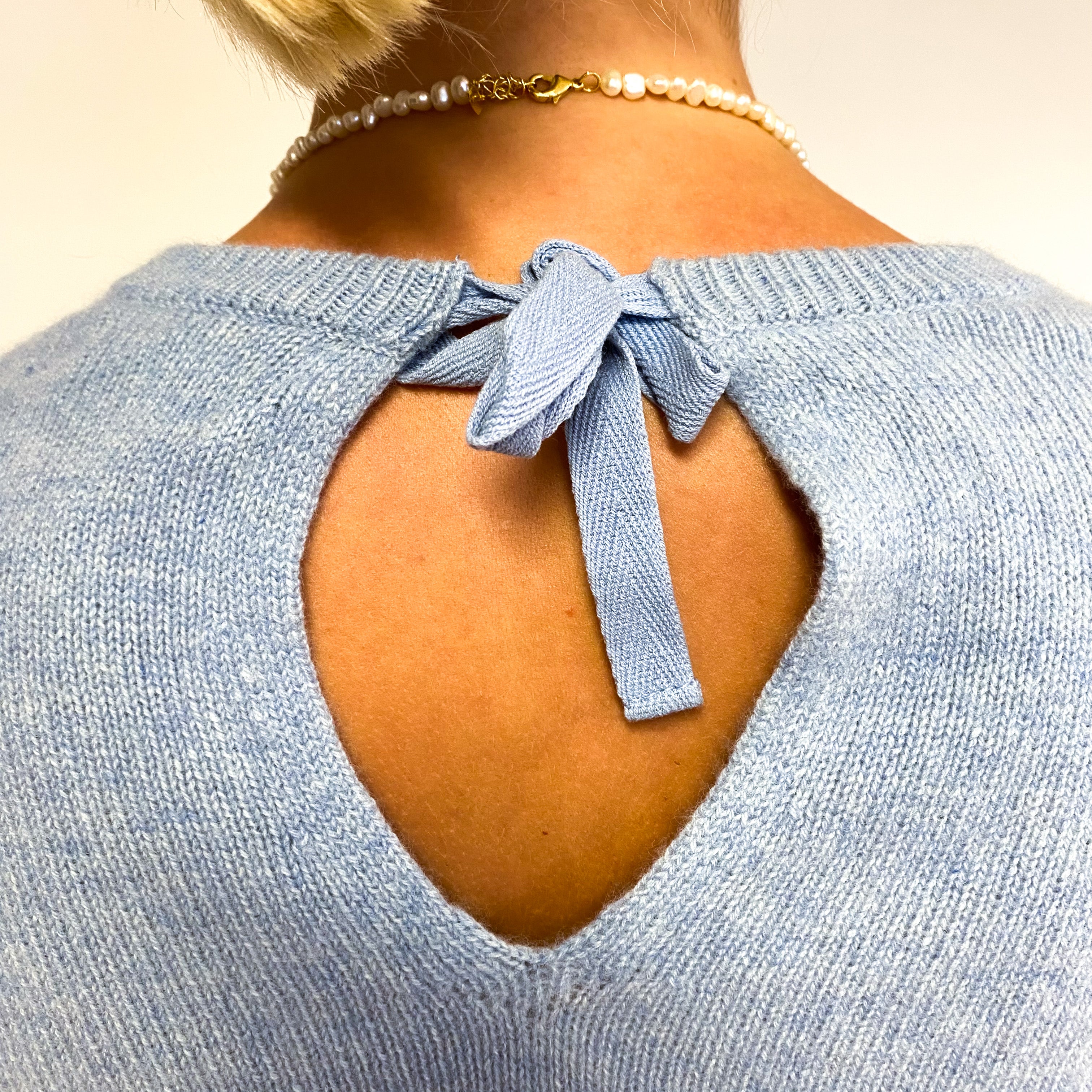 Sky Blue Chunky Cashmere V-Neck Jumper Small