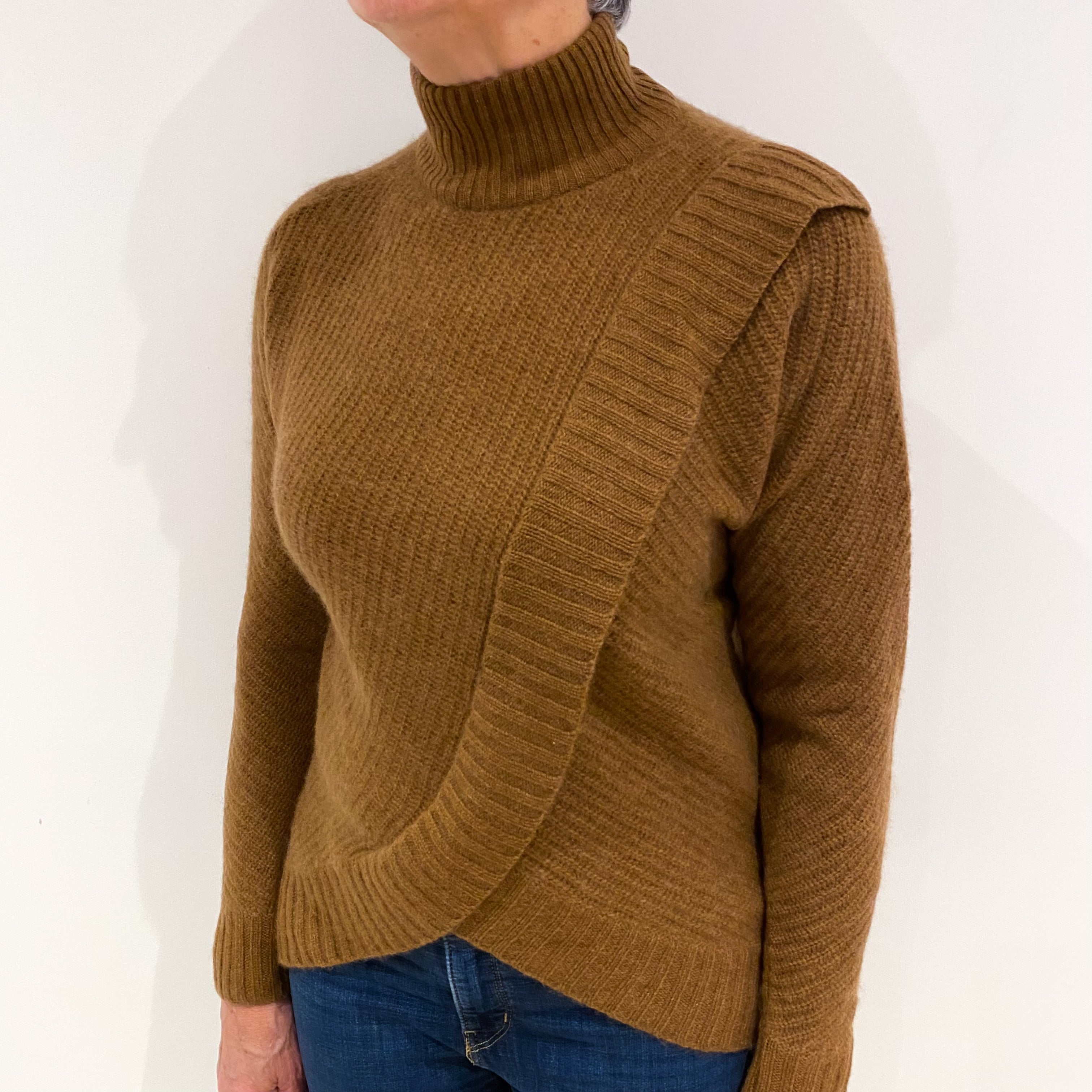 Cinnamon Brown Chunky Cashmere Turtle Neck Jumper Medium