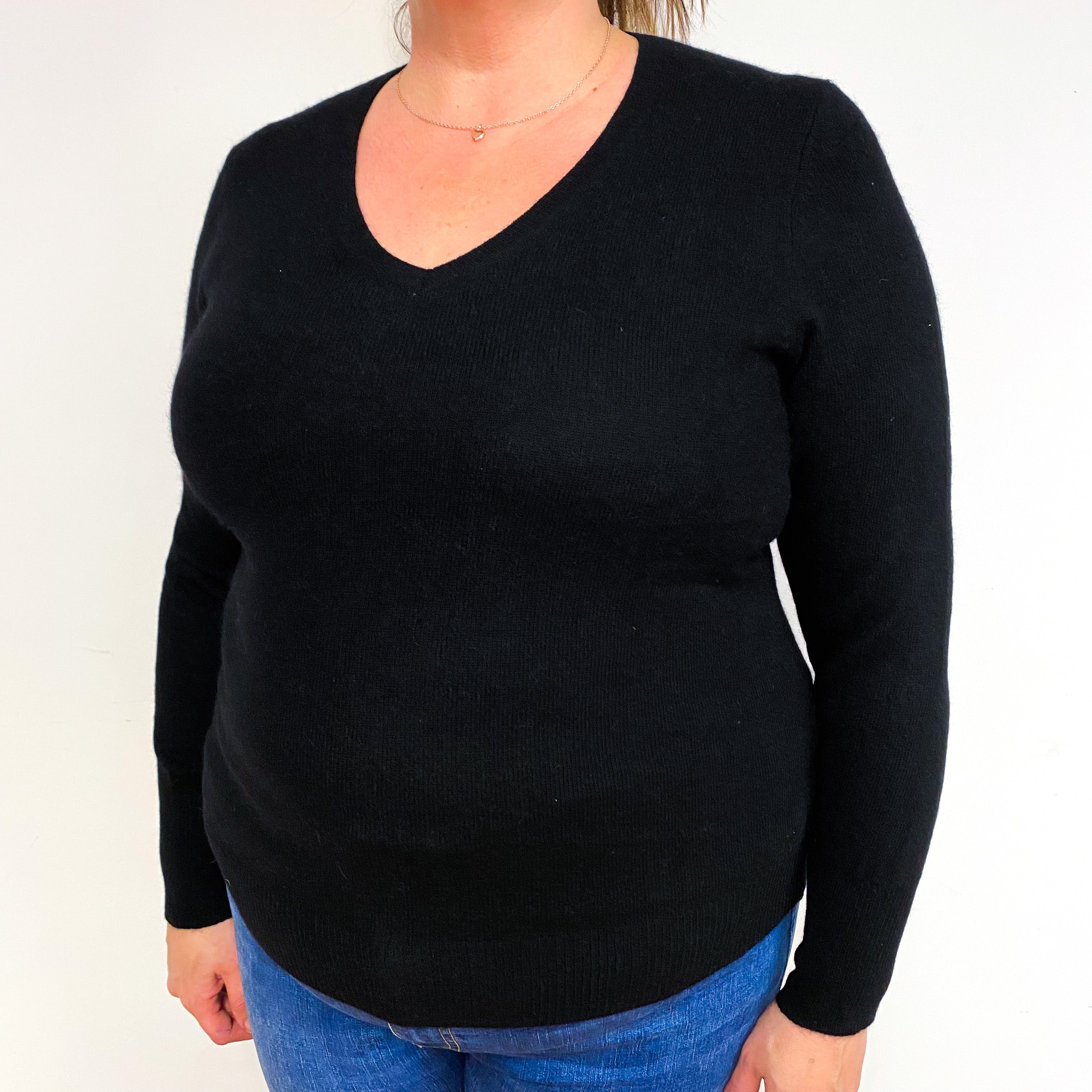 Black Cashmere V-Neck Jumper Extra Large
