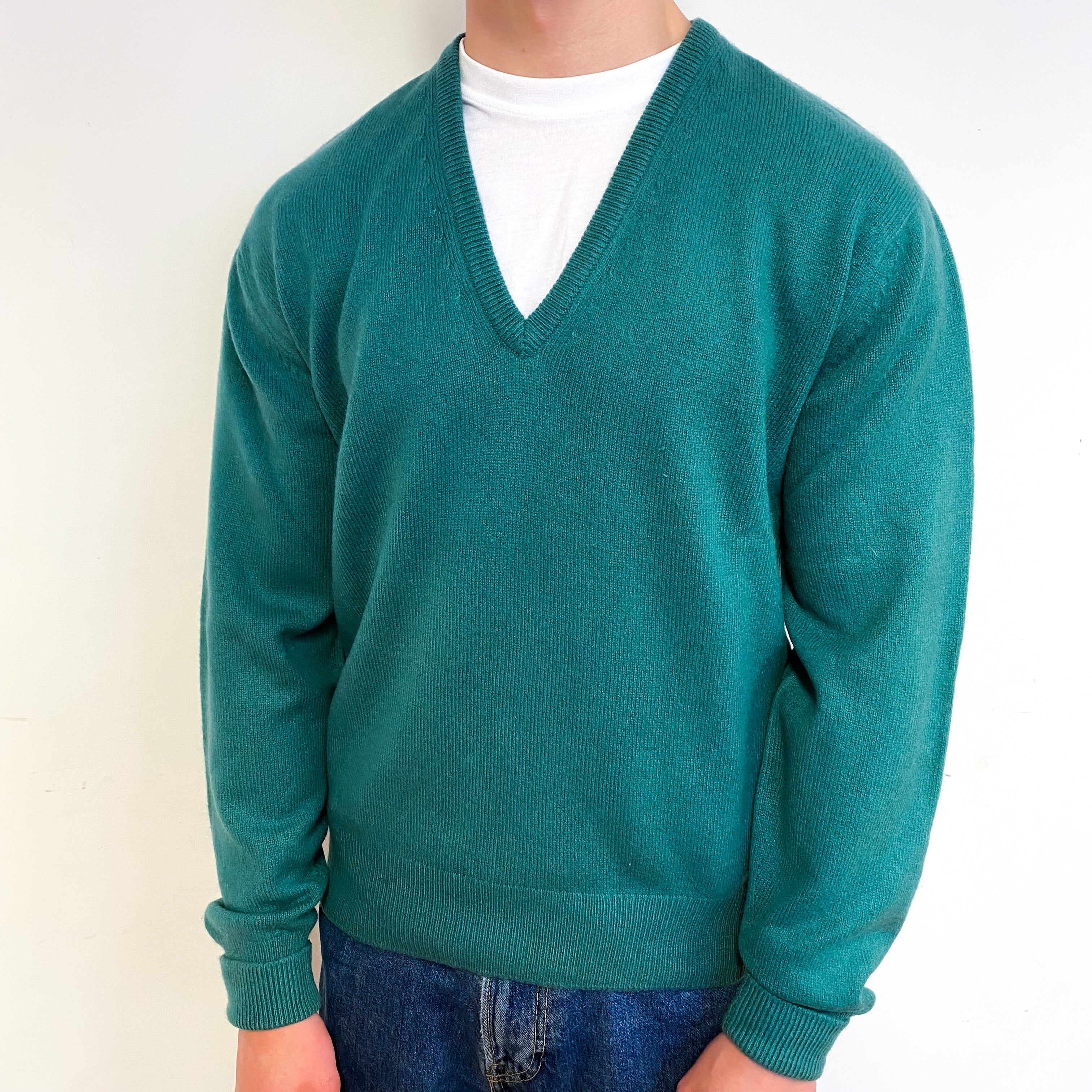 Men's Vintage Scottish Emerald Green Cashmere V-Neck Jumper Small