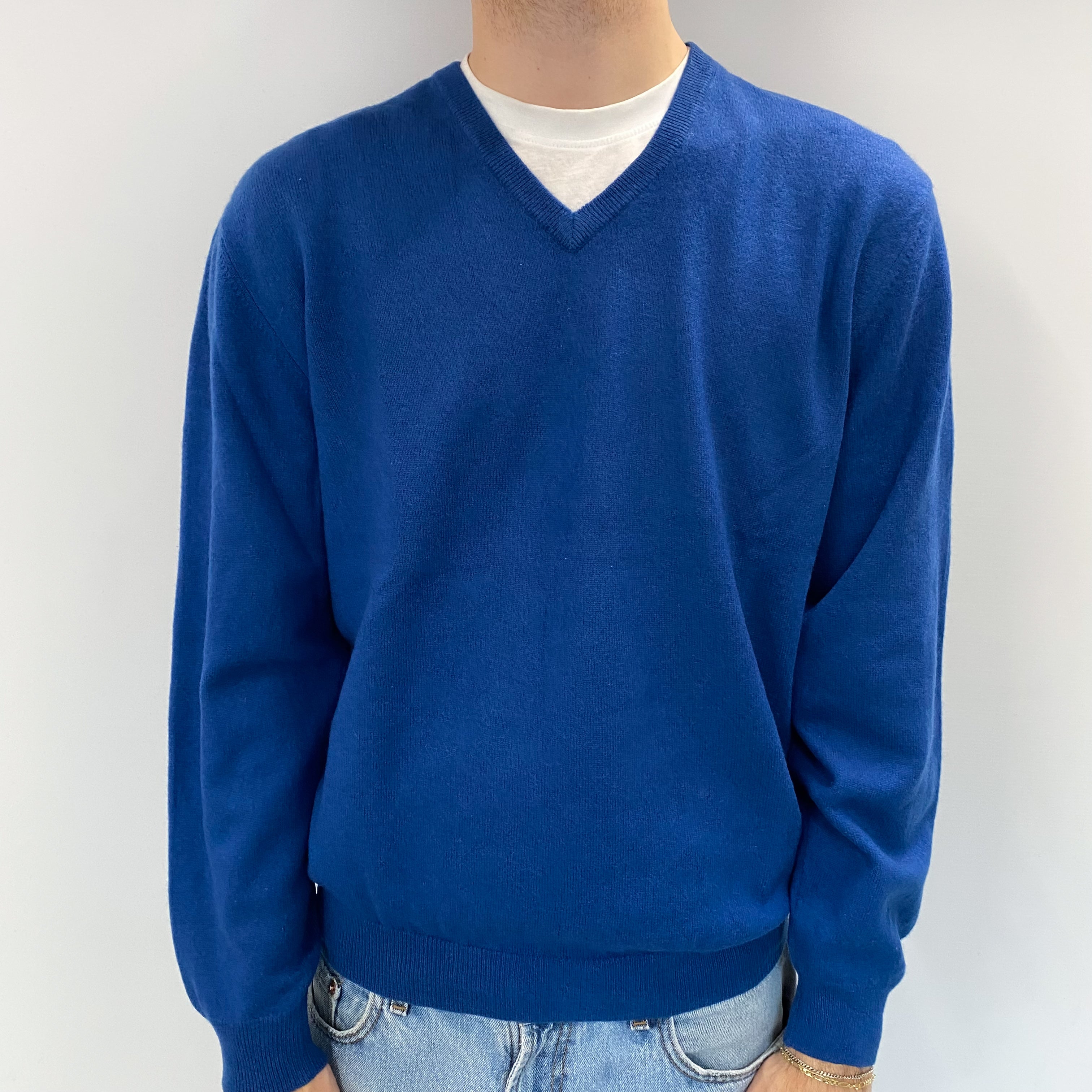 Men's Royal Blue Cashmere V Neck Jumper Large
