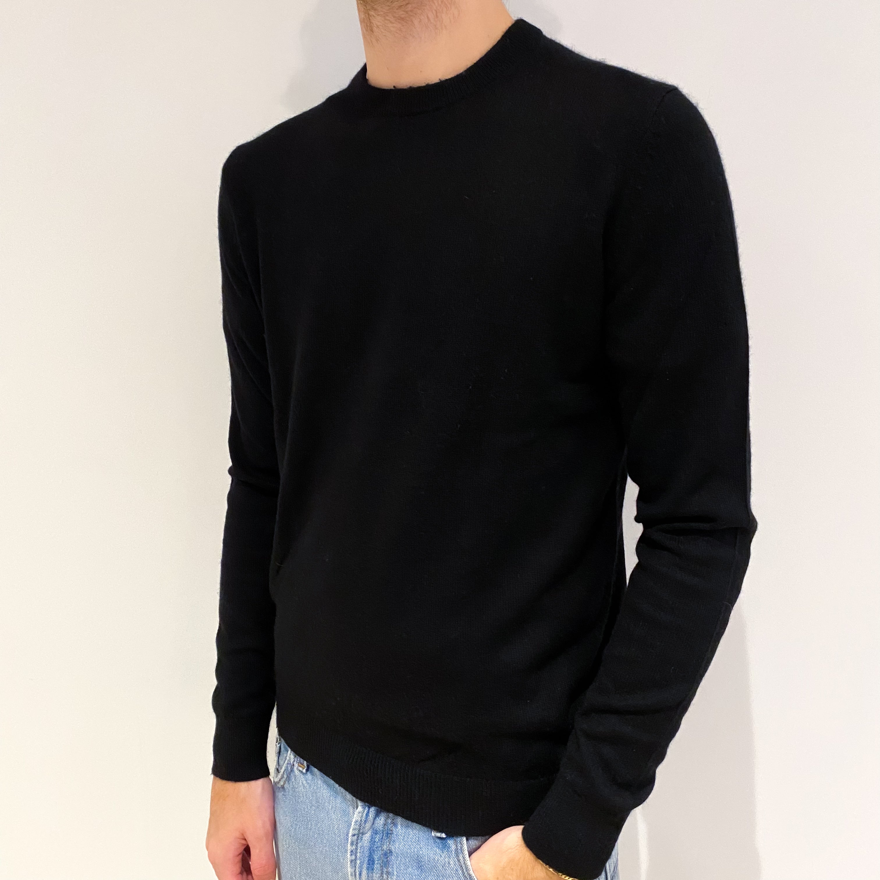 Men's Black Cashmere Crew Neck Jumper Medium