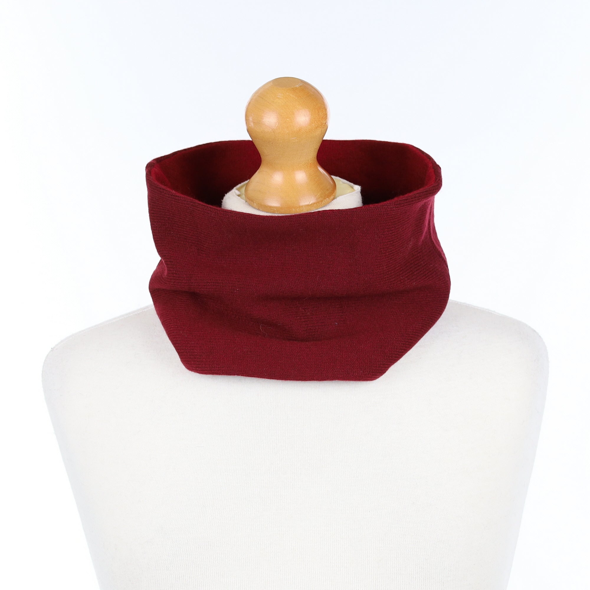 Two Toned Burgundy Neck Warmer