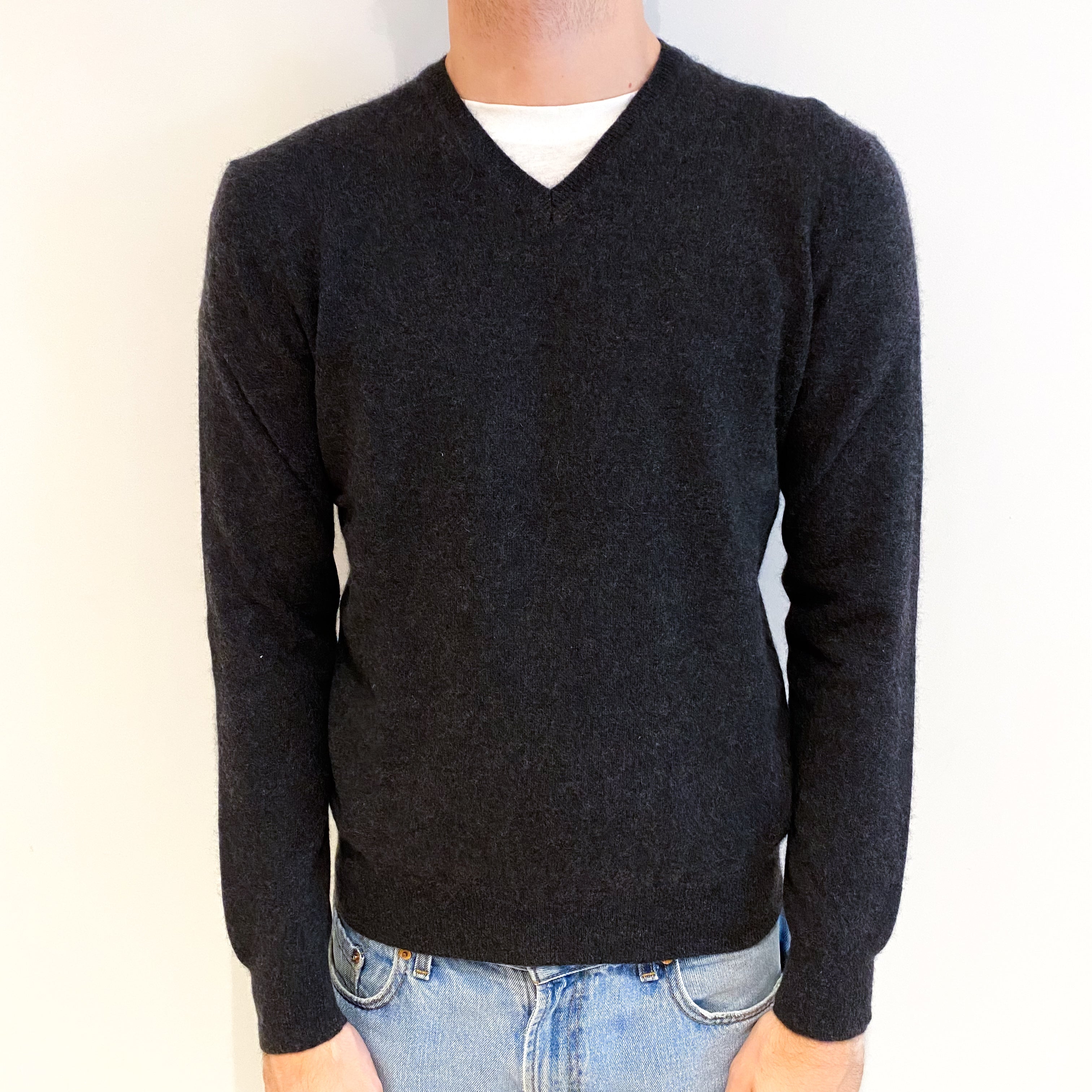 Men's Charcoal Grey Cashmere V Neck Jumper Medium