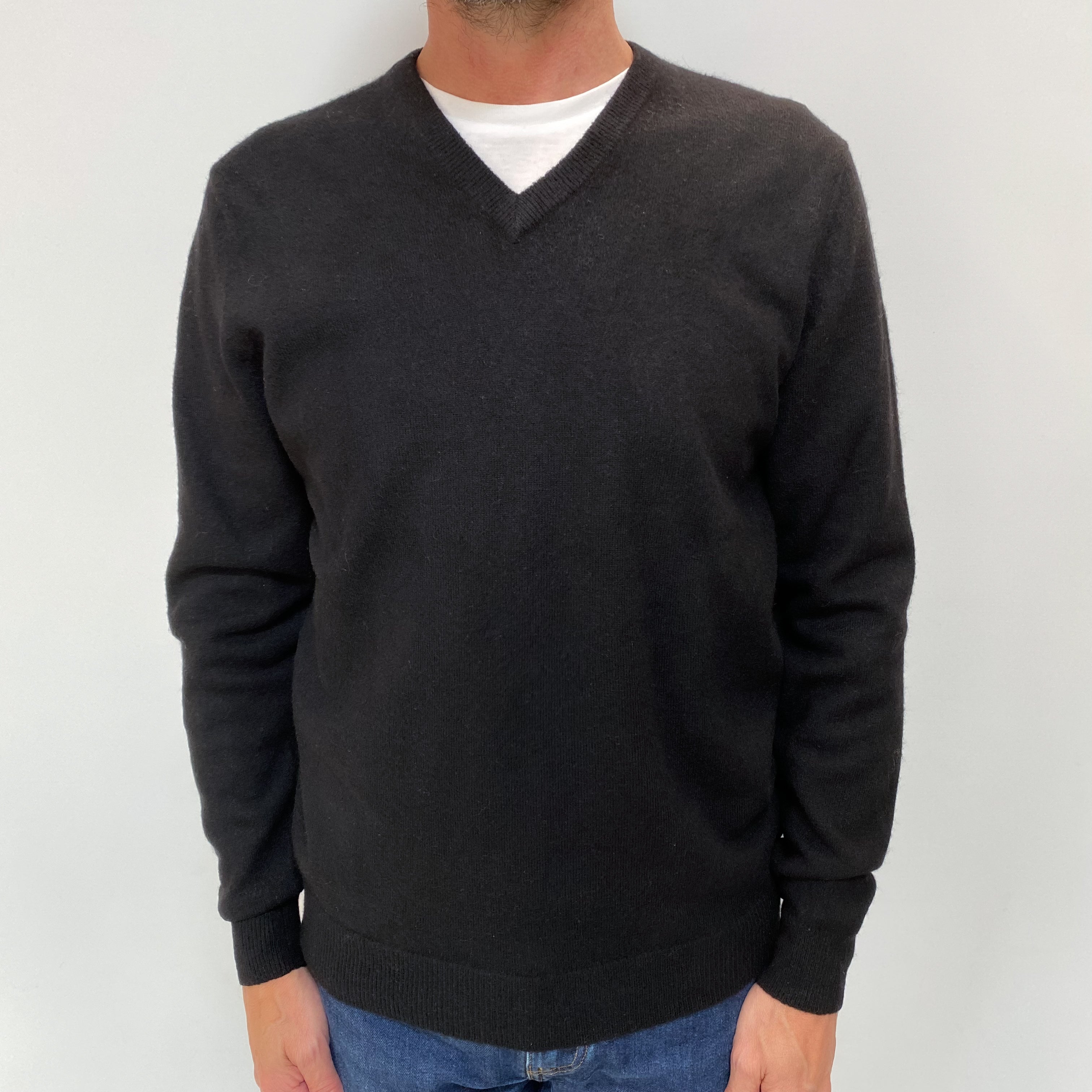 Men's Black Cashmere V Neck Jumper Small