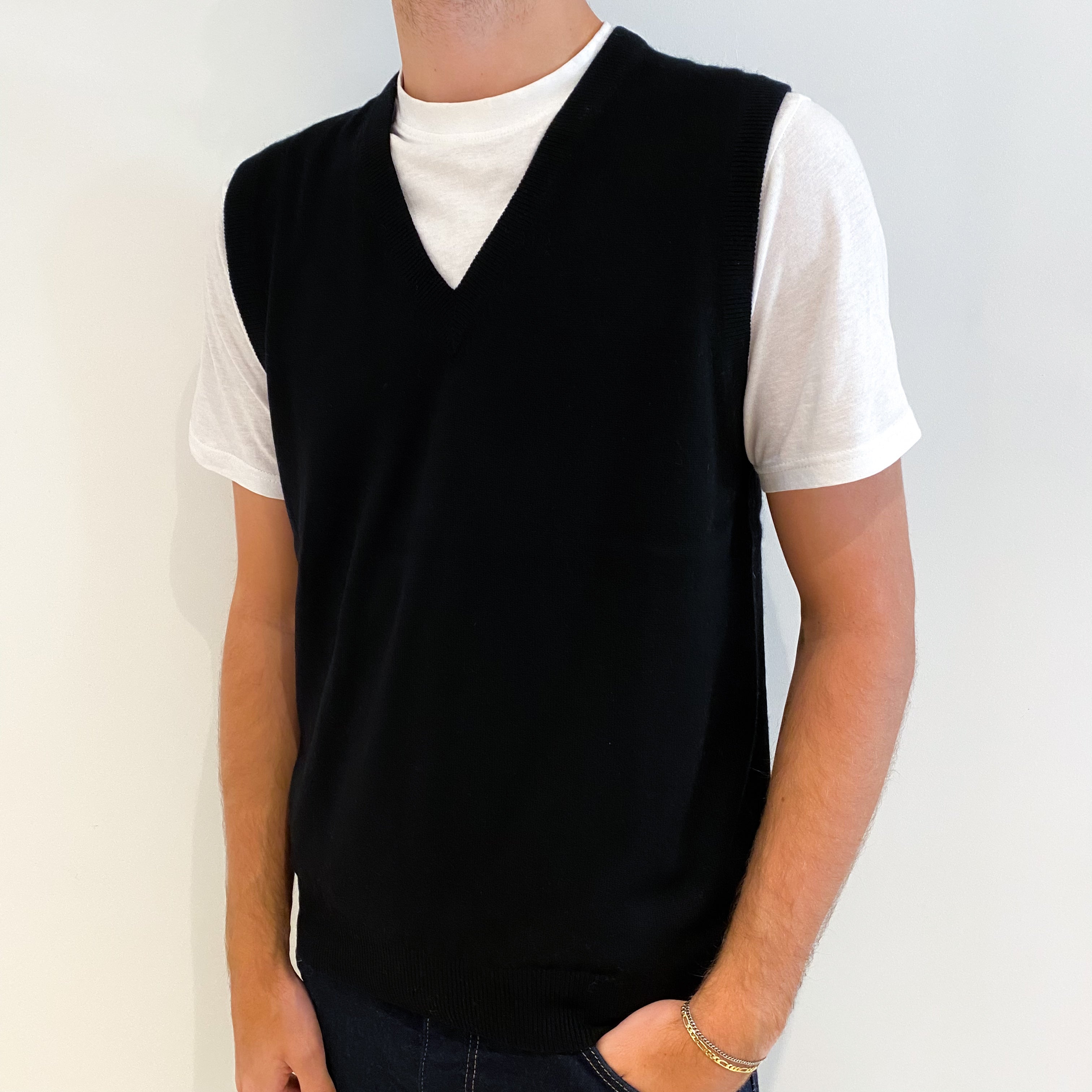 Men's Black Cashmere V-Neck Tank Top Medium