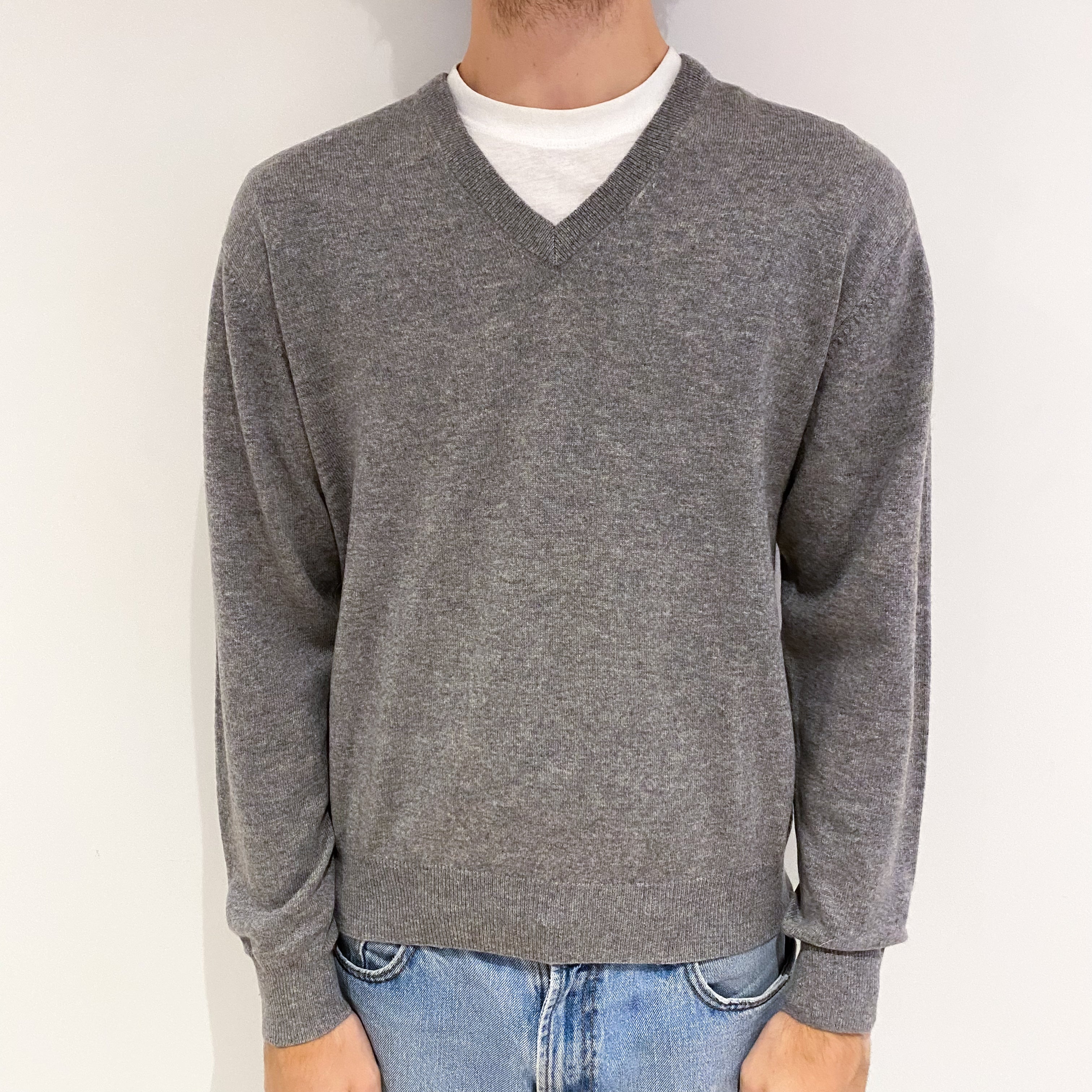 Men's Ash Grey Cashmere V Neck Jumper Medium