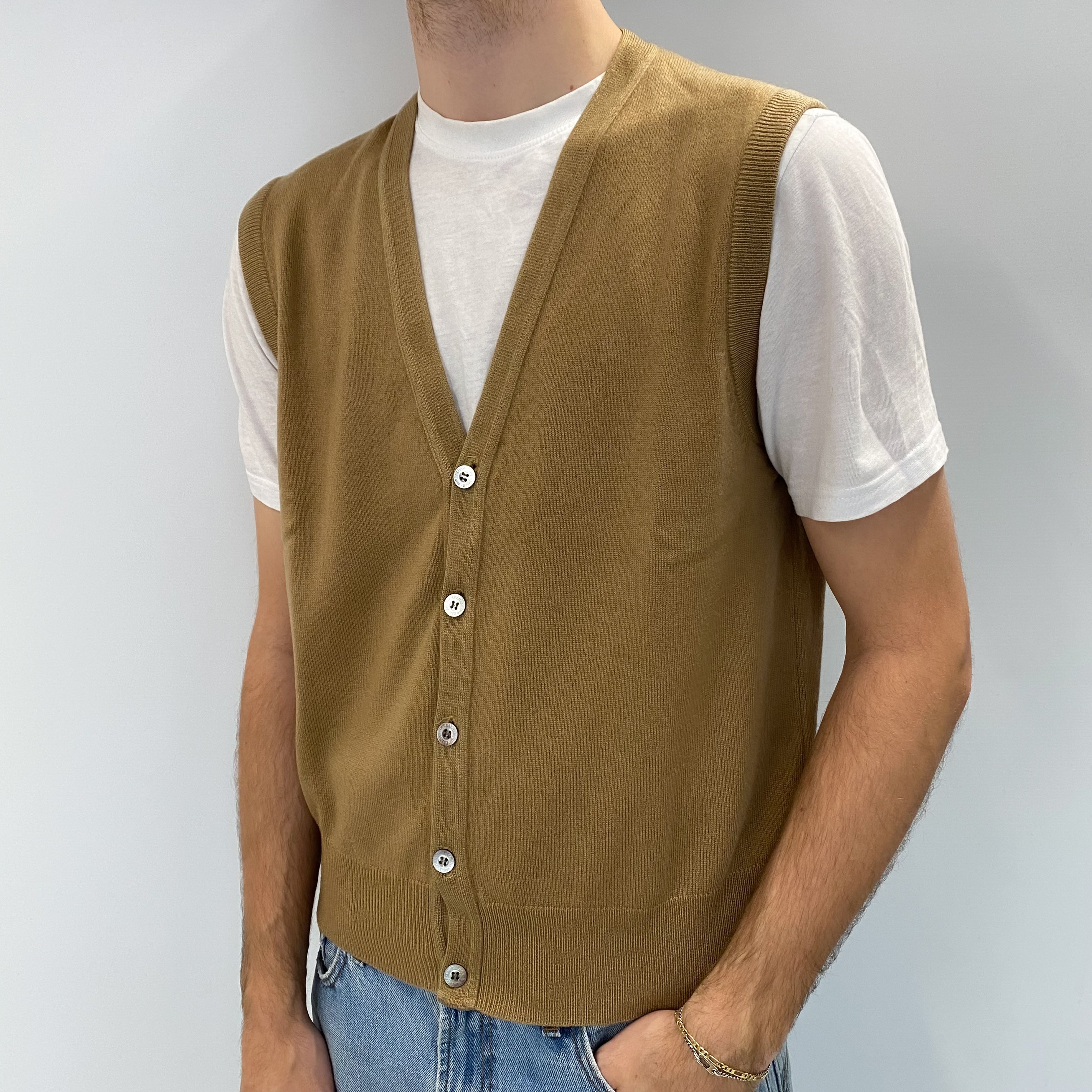 Men's Camel Brown Cashmere Sleeveless V Neck Cardigan Large