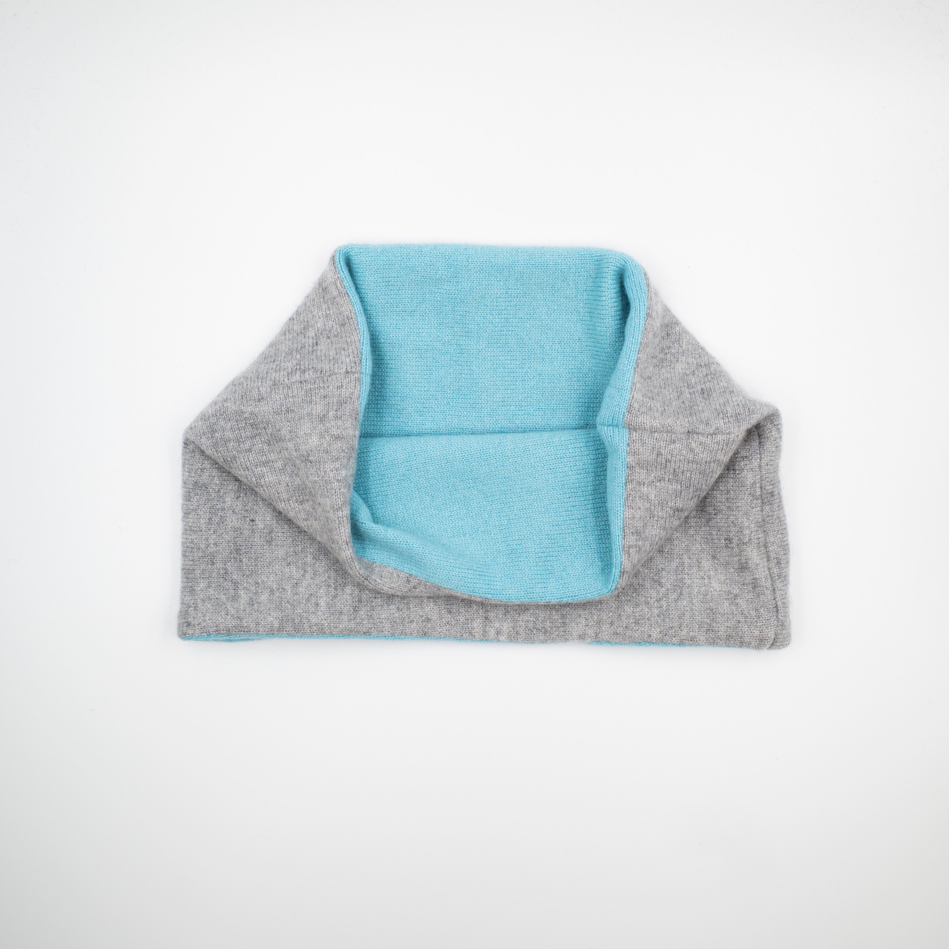 Men’s Ash Grey and Aqua Neck Warmer