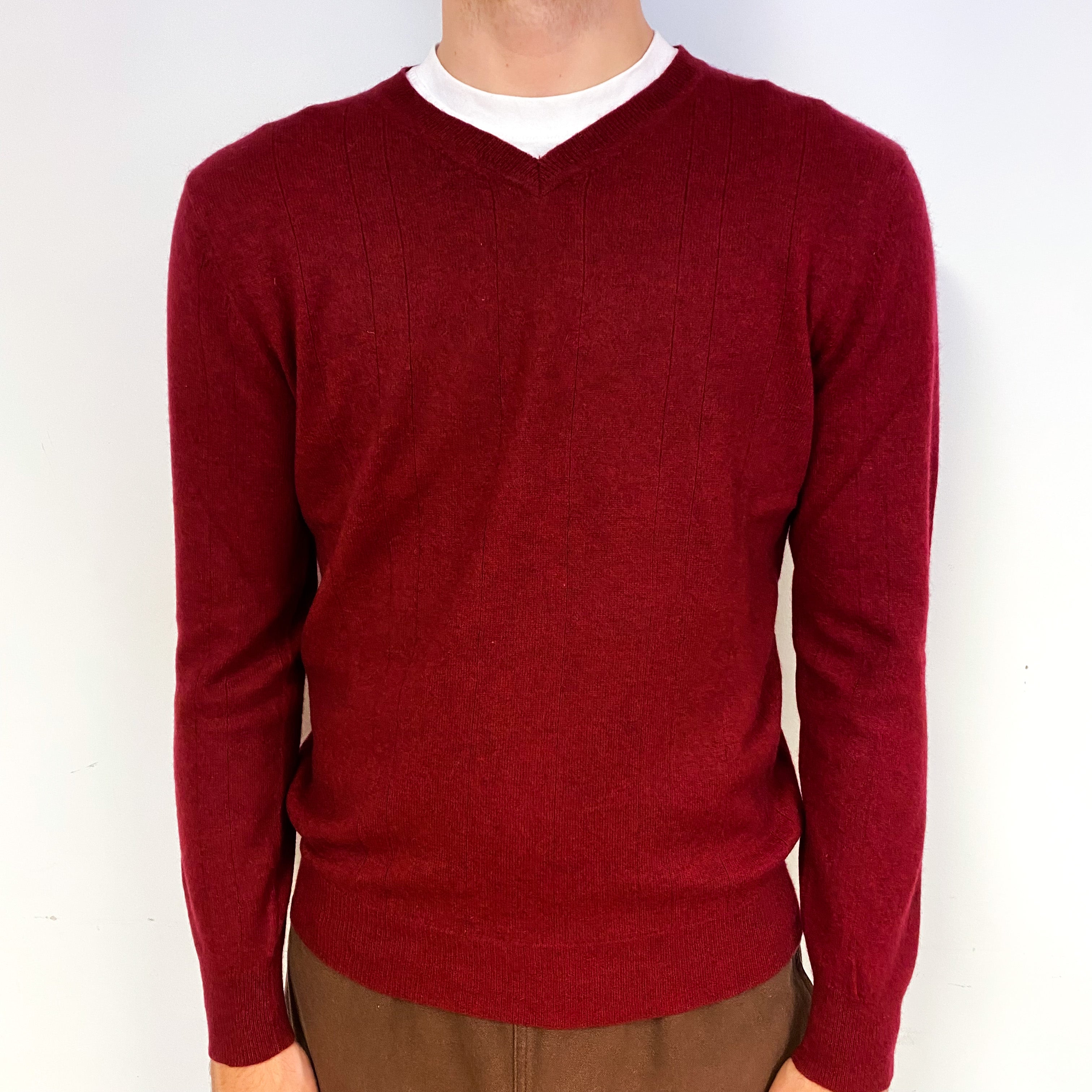 Men's Dark Brick Red Cashmere V-Neck Jumper Large