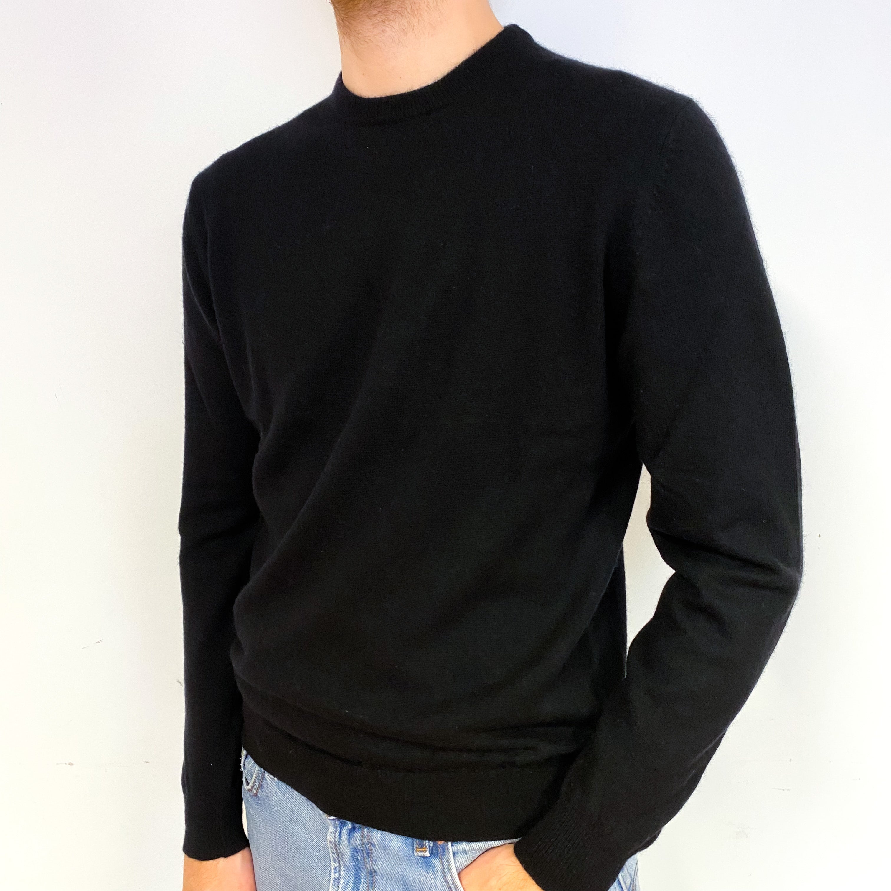 Men's Black Cashmere Crew Neck Jumper Medium