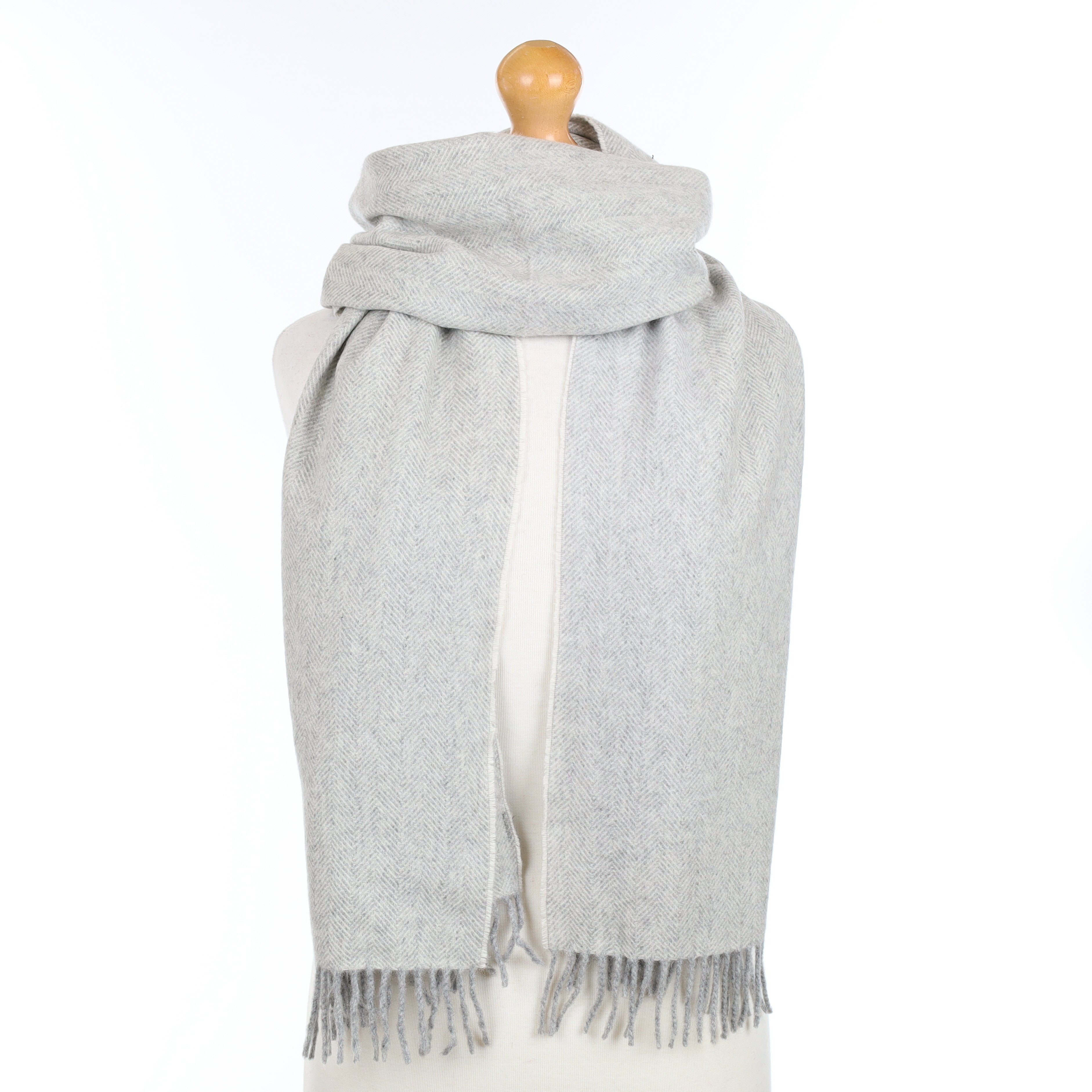 Hohenberger Smoke Grey Herringbone Patterned Cashmere Woven Scarf