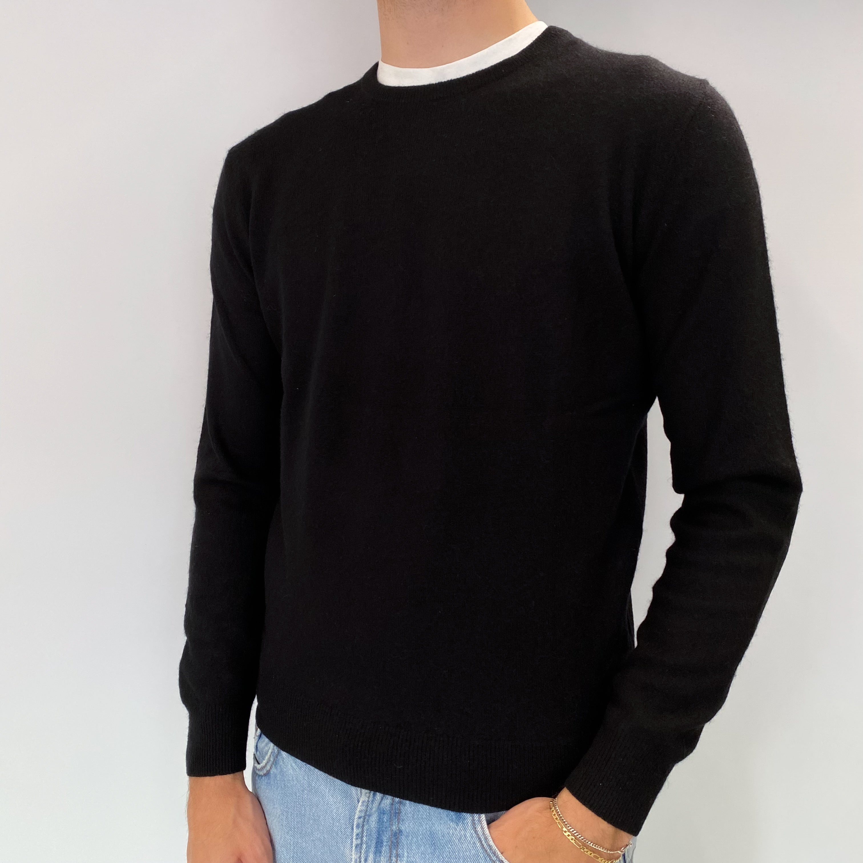 Men's Black Cashmere Crew Neck Jumper Medium