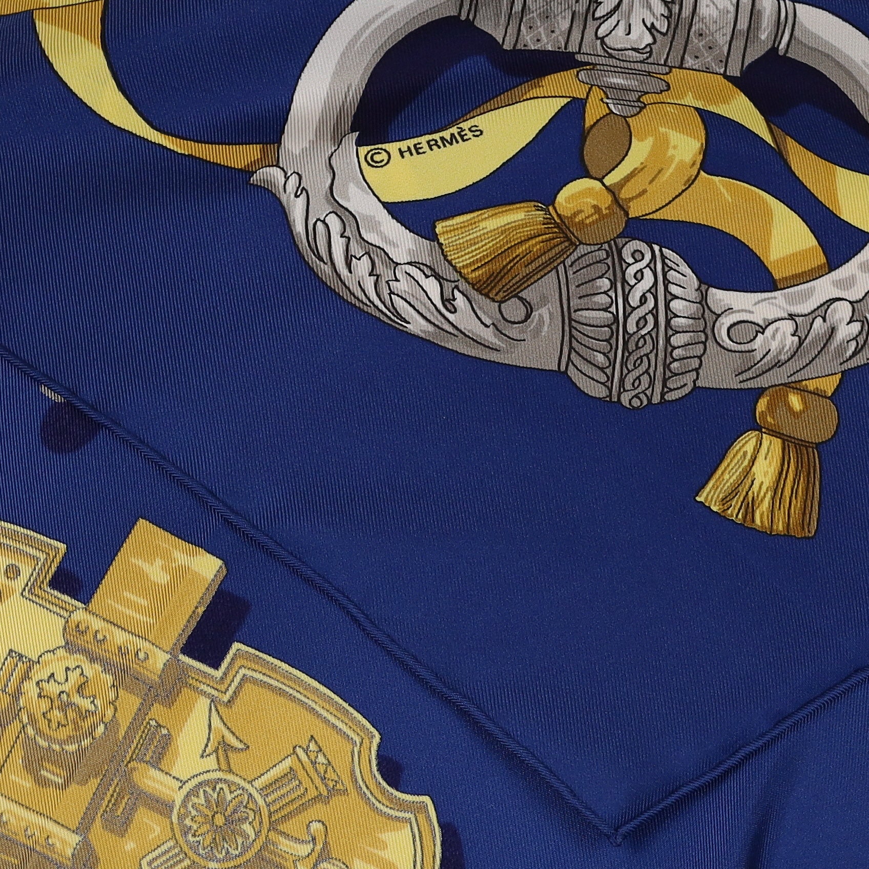 Brand New Boxed Hermès Ferronnerie Silk Scarf