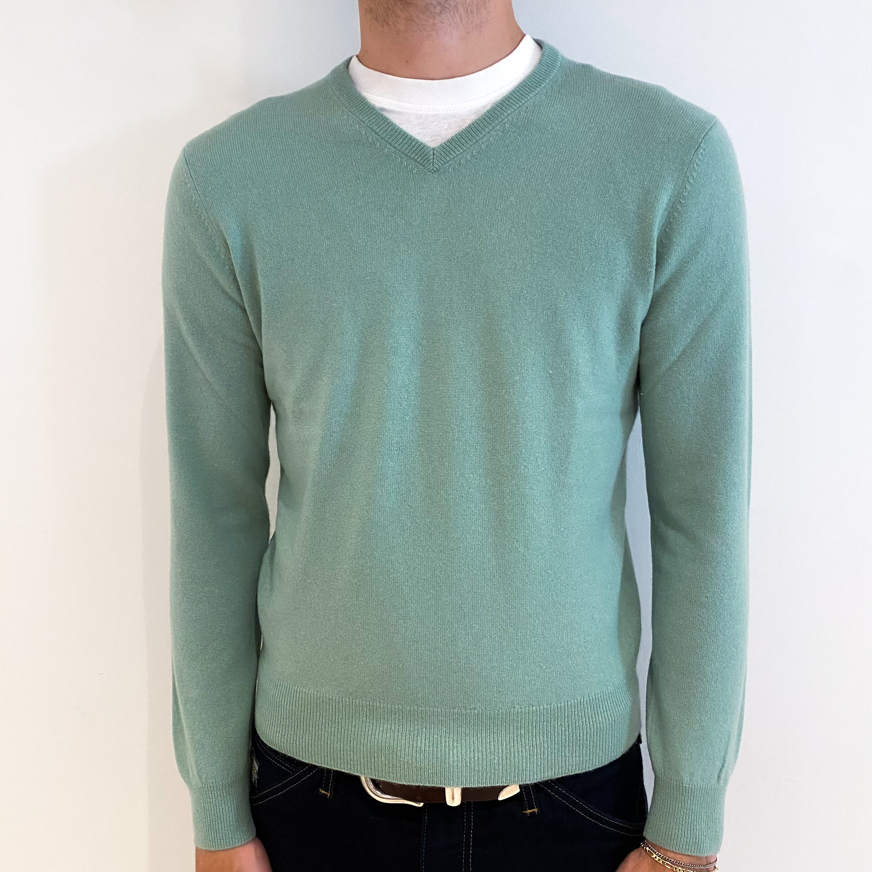 Men's Spring Green Cashmere V-Neck Jumper Medium