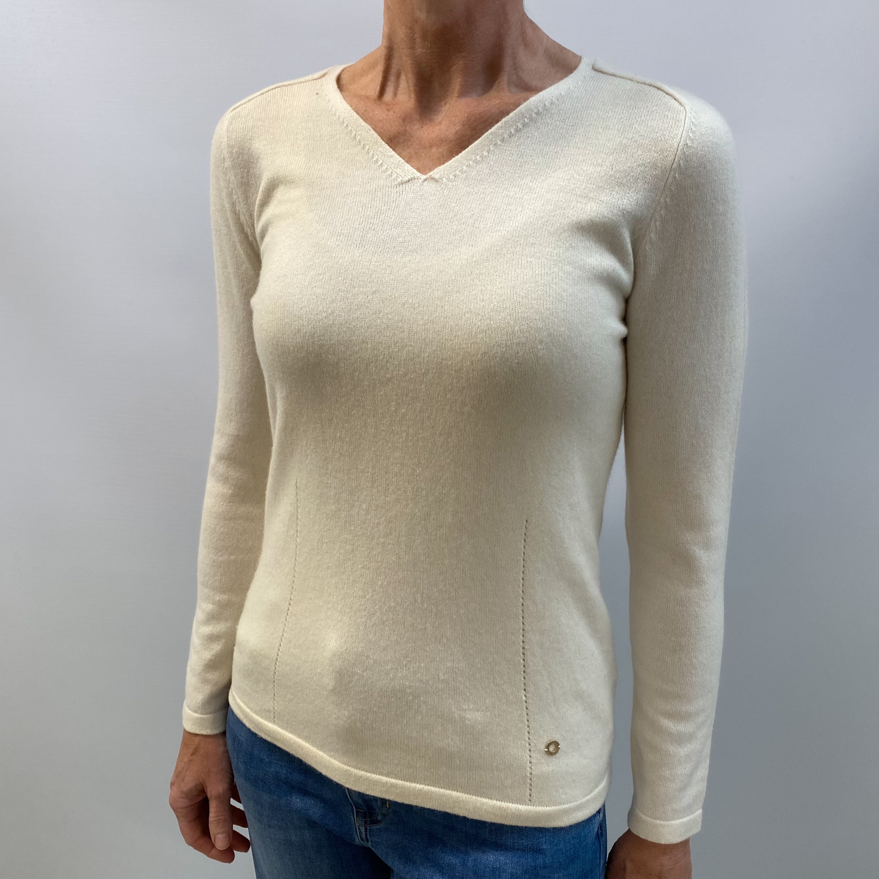 Vanilla Cream Cashmere V Neck Jumper Small