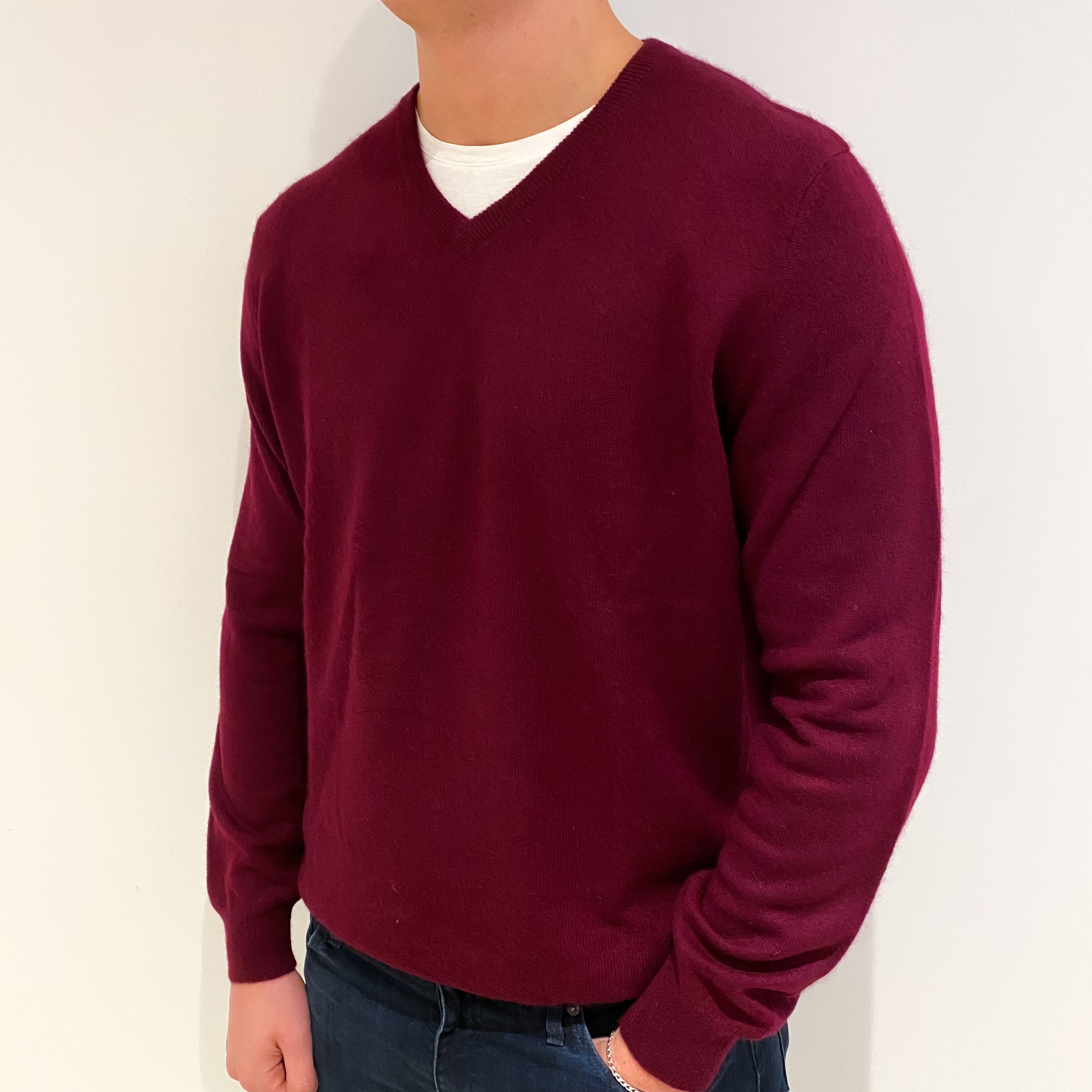 Men's Wine Red Cashmere V Neck Jumper XL