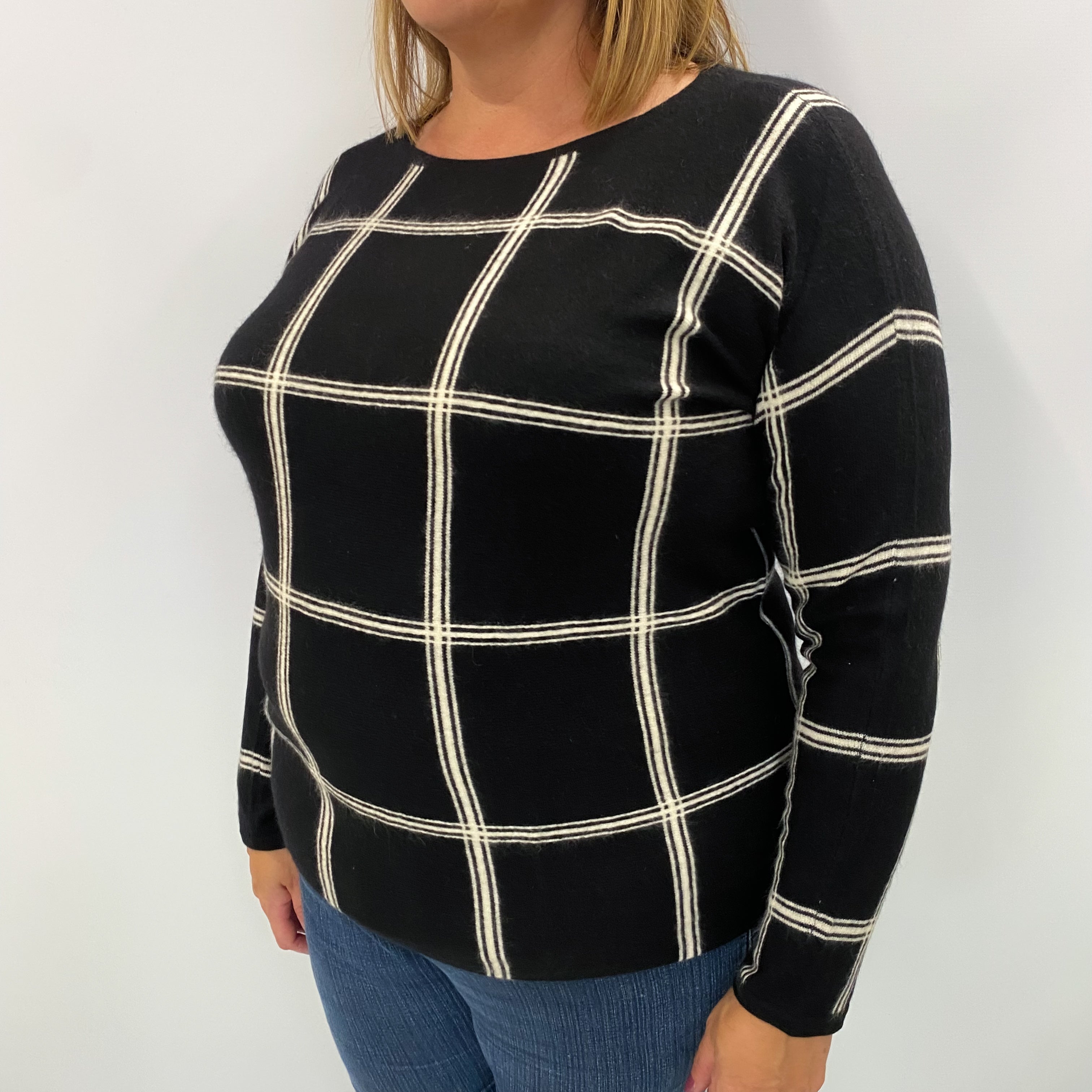 Black and White Patterned Cashmere Crew Neck Jumper Extra Large