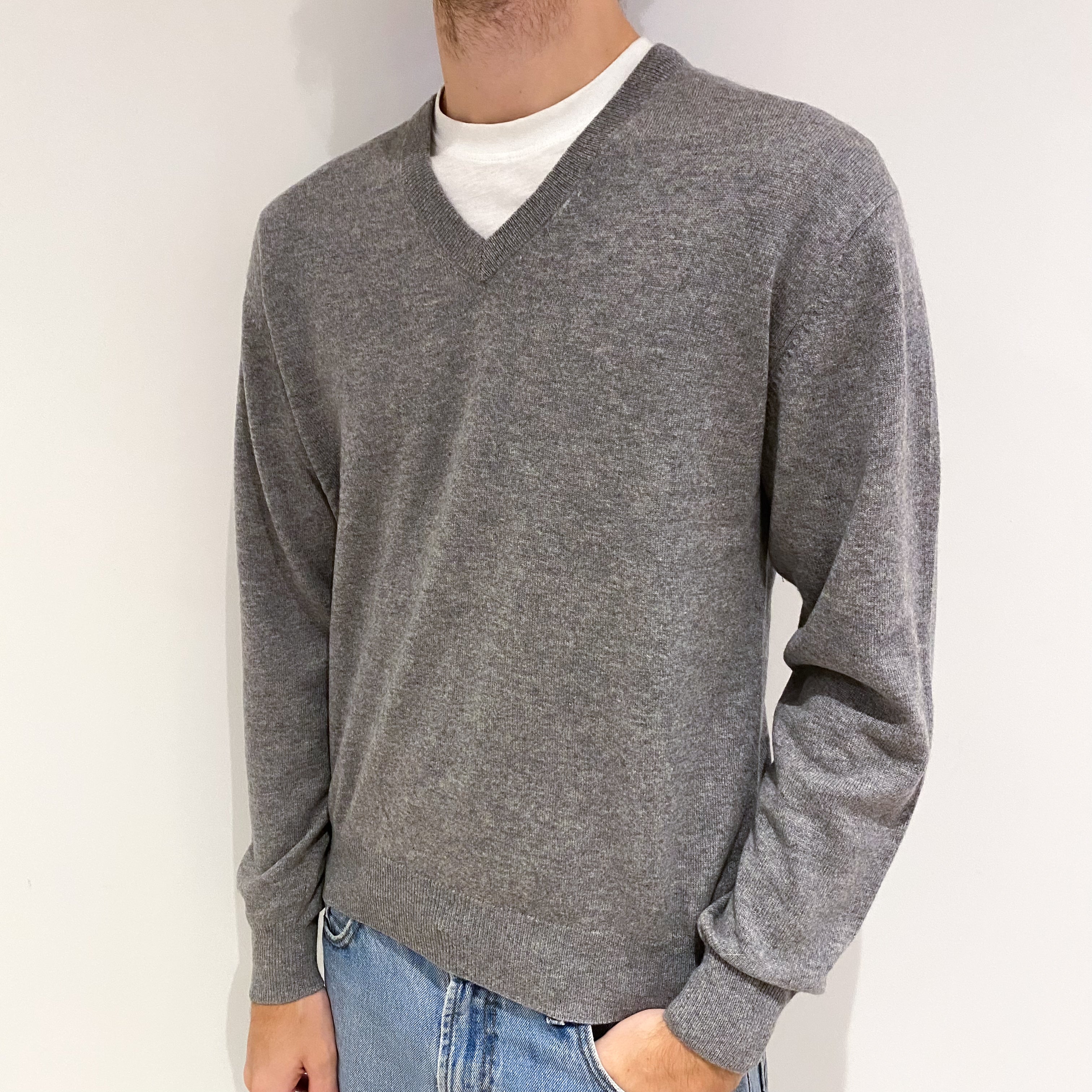 Men's Ash Grey Cashmere V Neck Jumper Medium