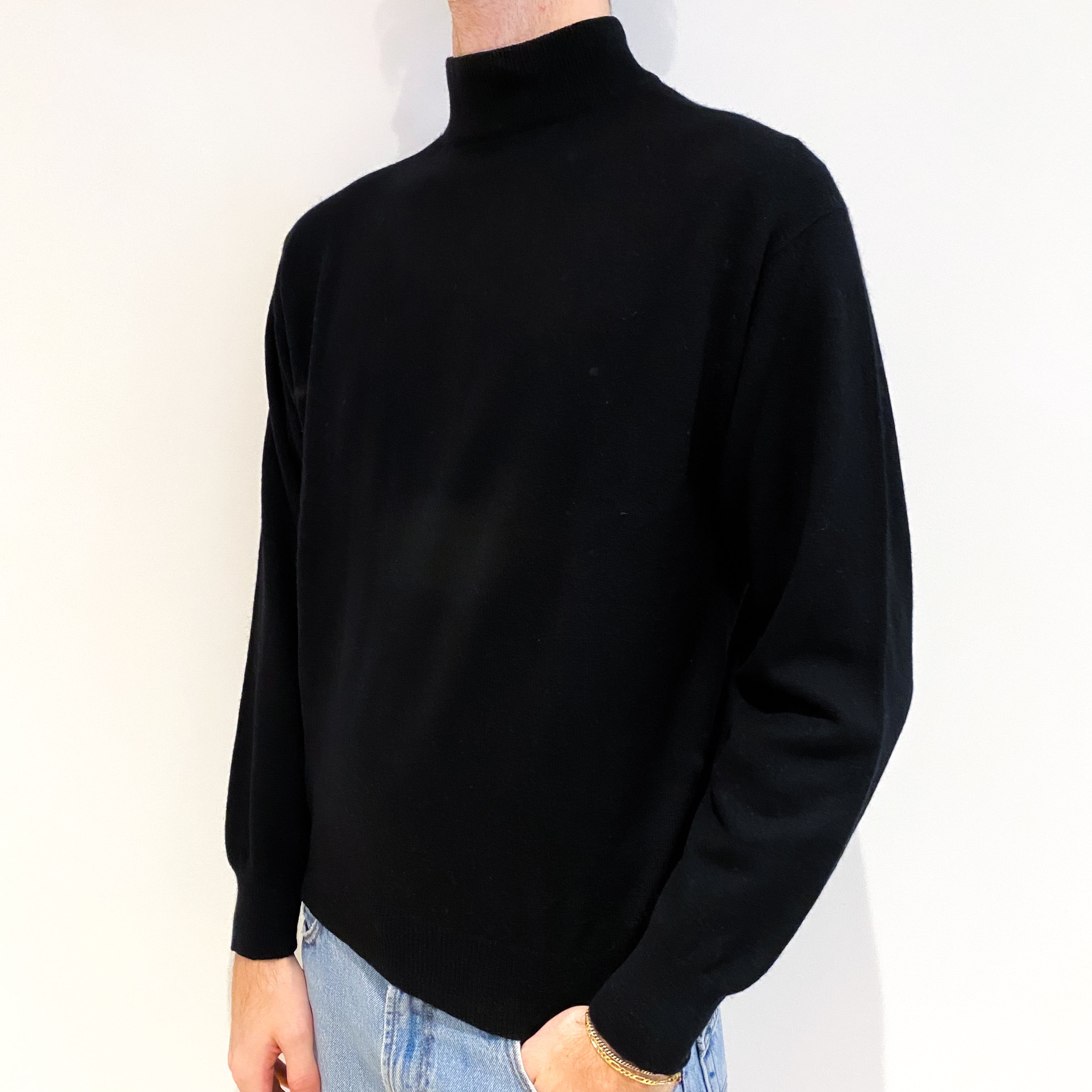 Men's Black Cashmere Turtle Neck Jumper Medium