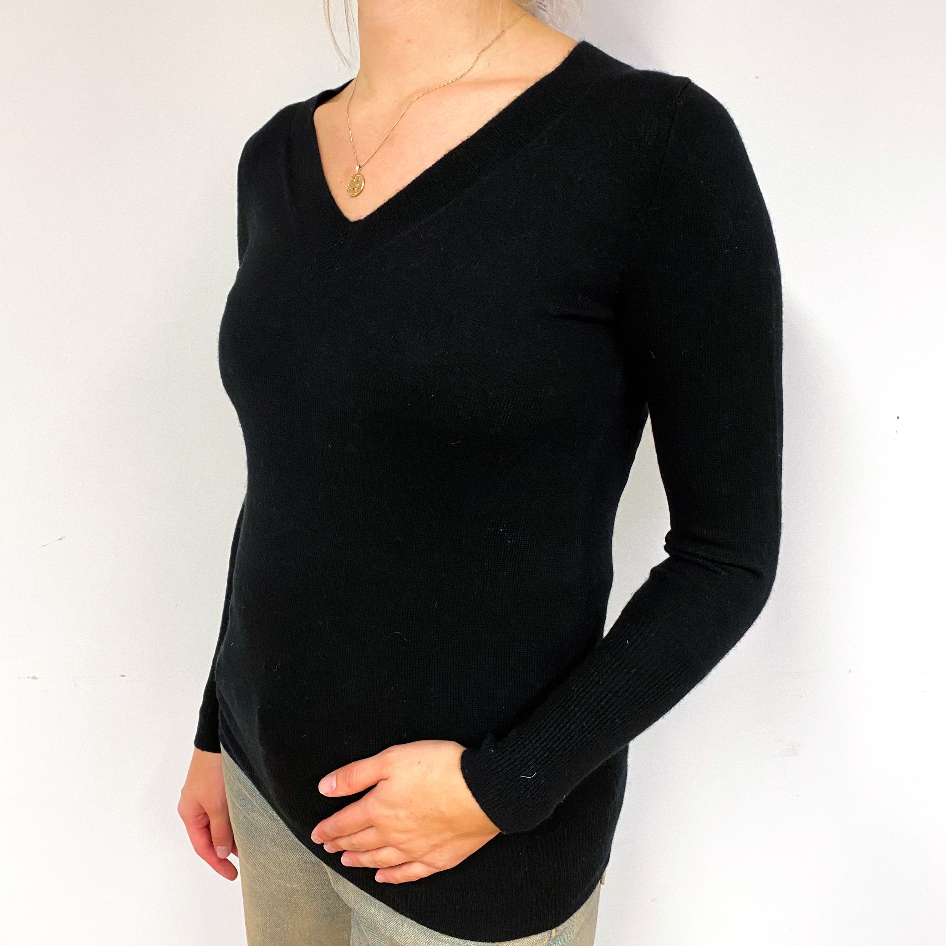Black Cashmere V-Neck Jumper Small
