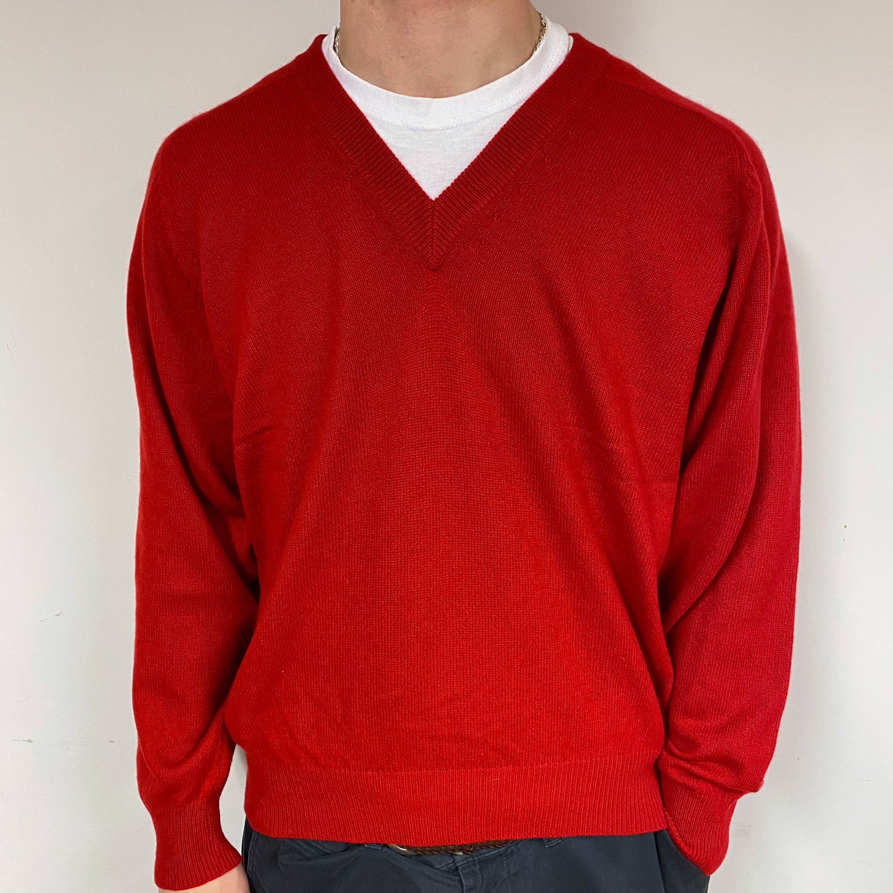 Men's Spanish Red Vintage Cashmere V-Neck Jumper Large