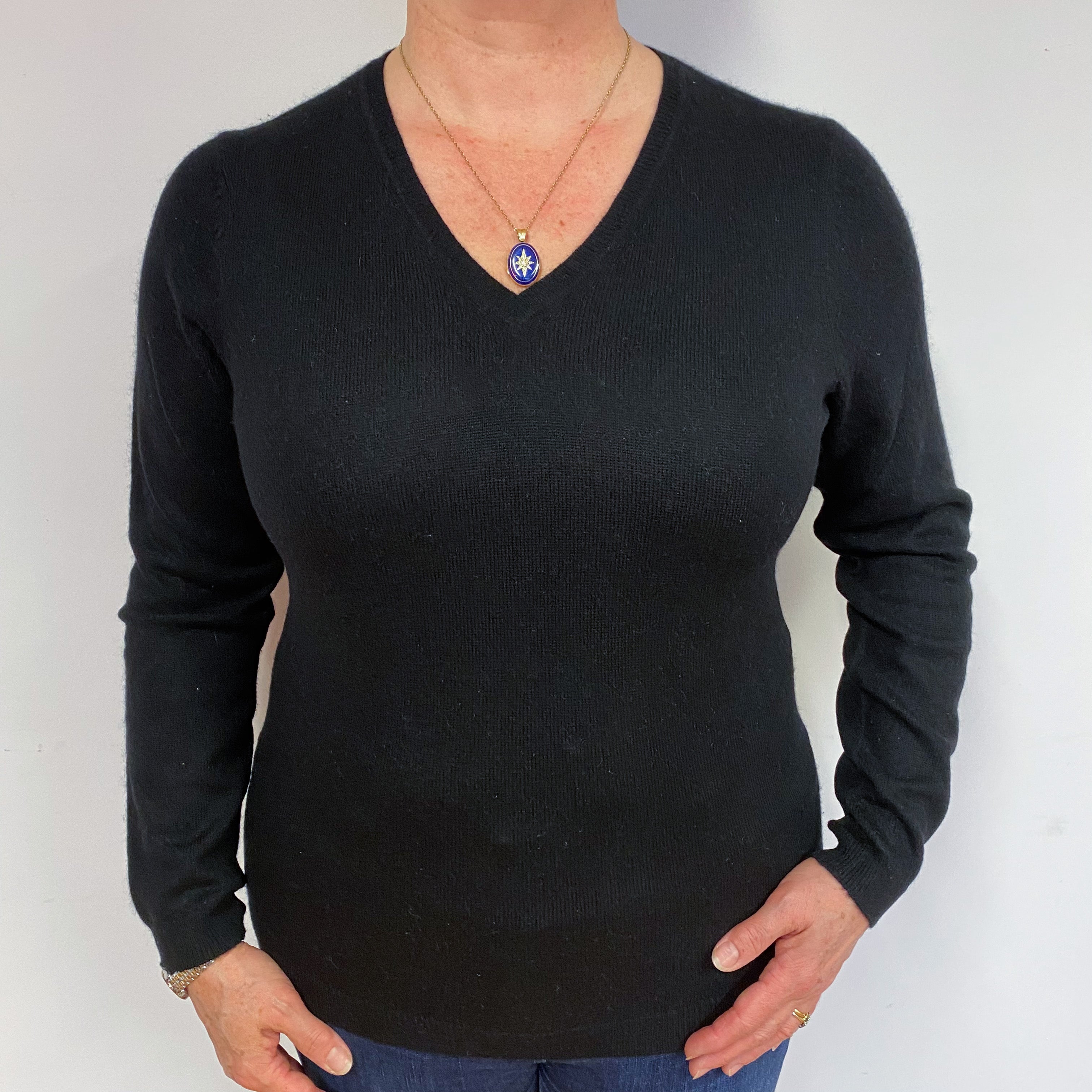 Black Cashmere V-Neck Jumper Large